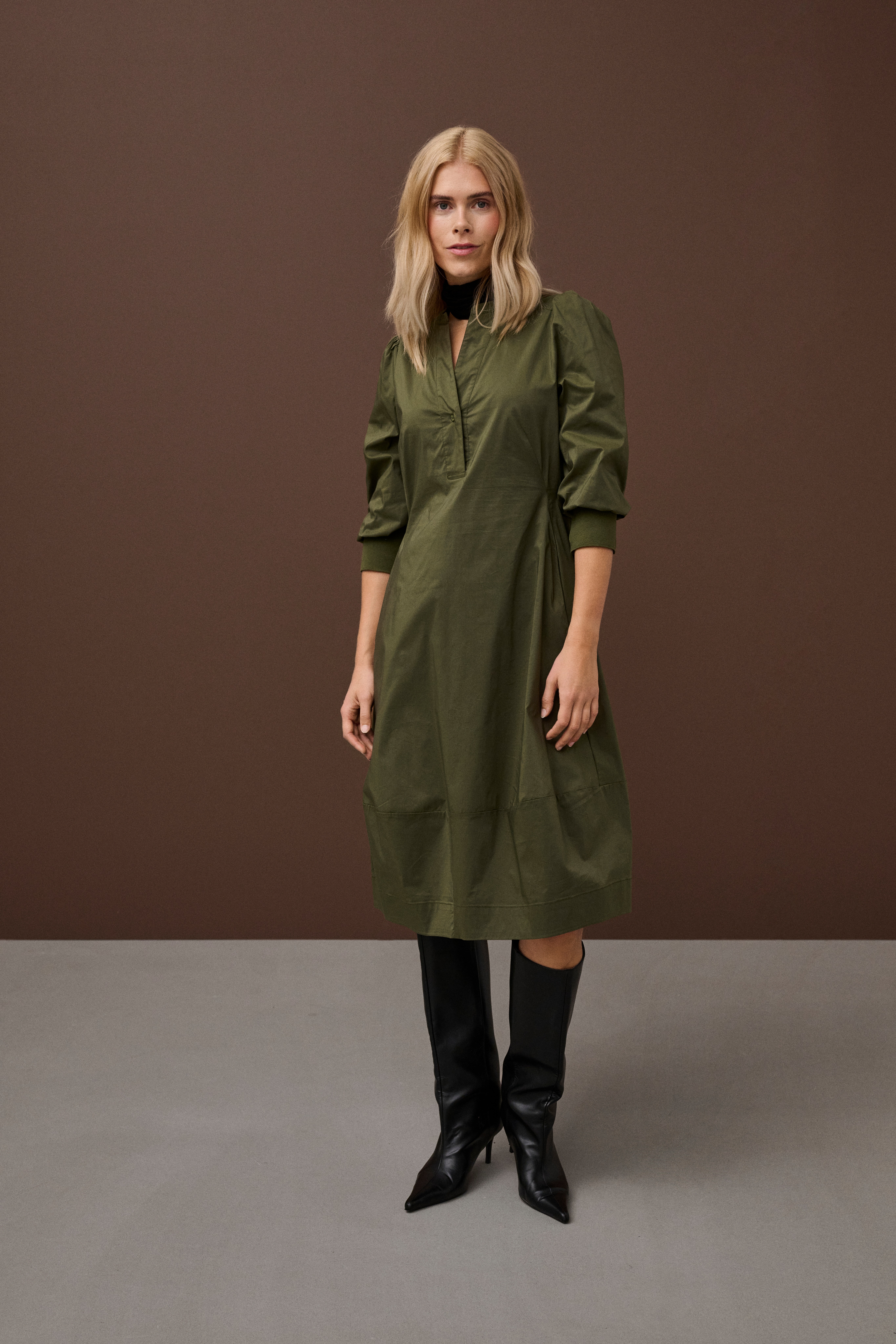 CUantoinett Dress LOCATION NONE 50110059-180521