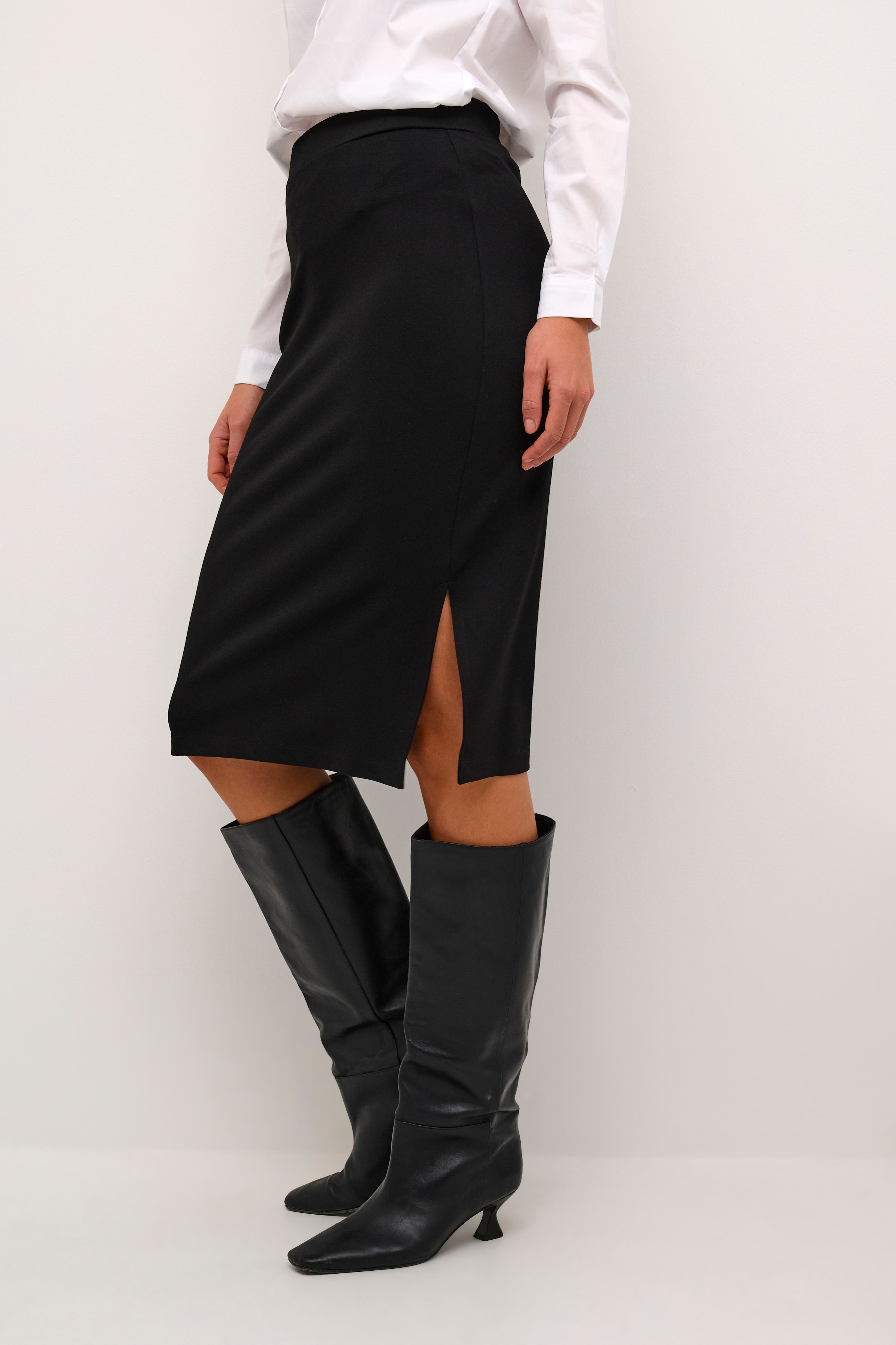 KAmaddie Skjørt LOOKBOOK FRONT 10508867-100121