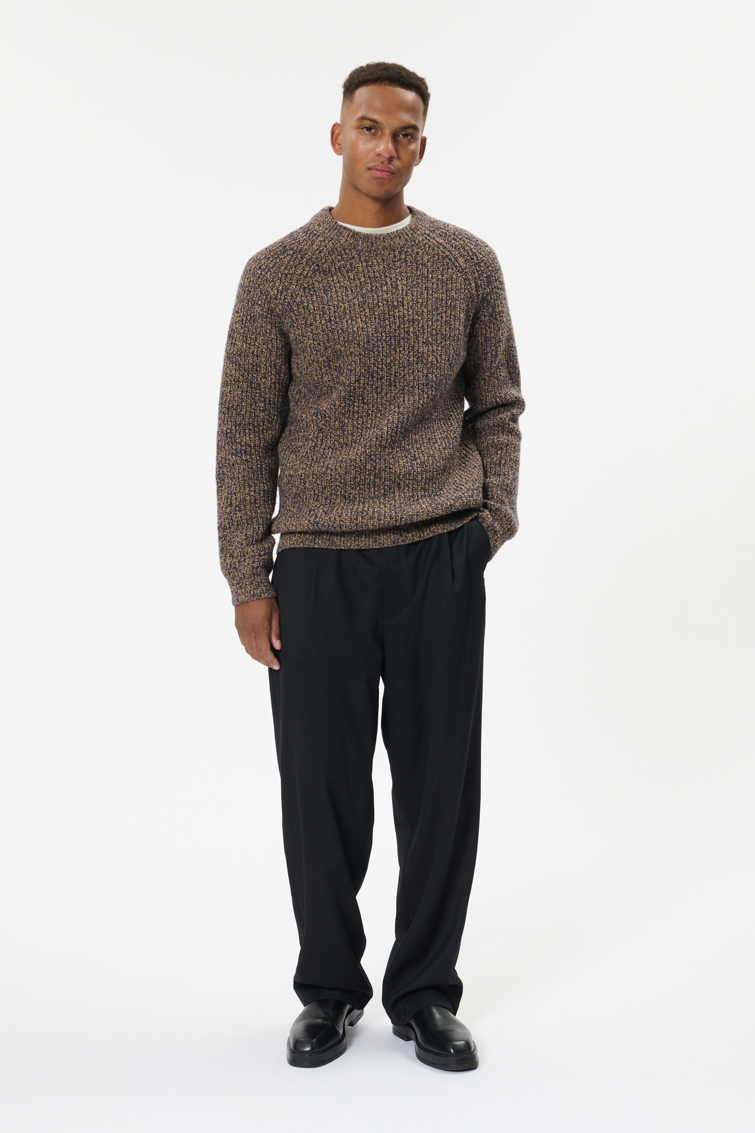 MAjobo Wool Pullover LOOKBOOK FRONT 30207713-181028