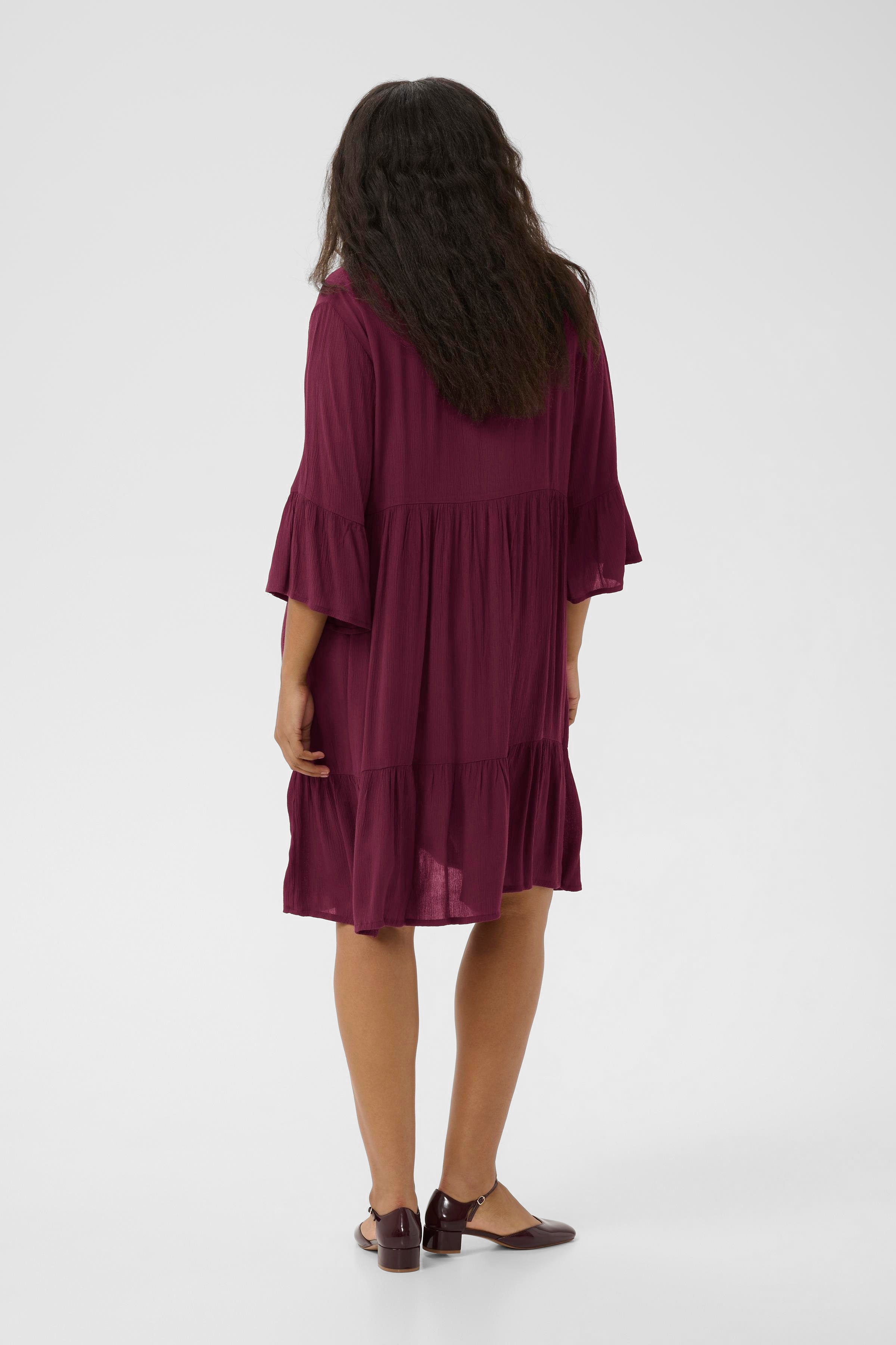 KCmariana Kjole LOOKBOOK BACK 10580968-191528