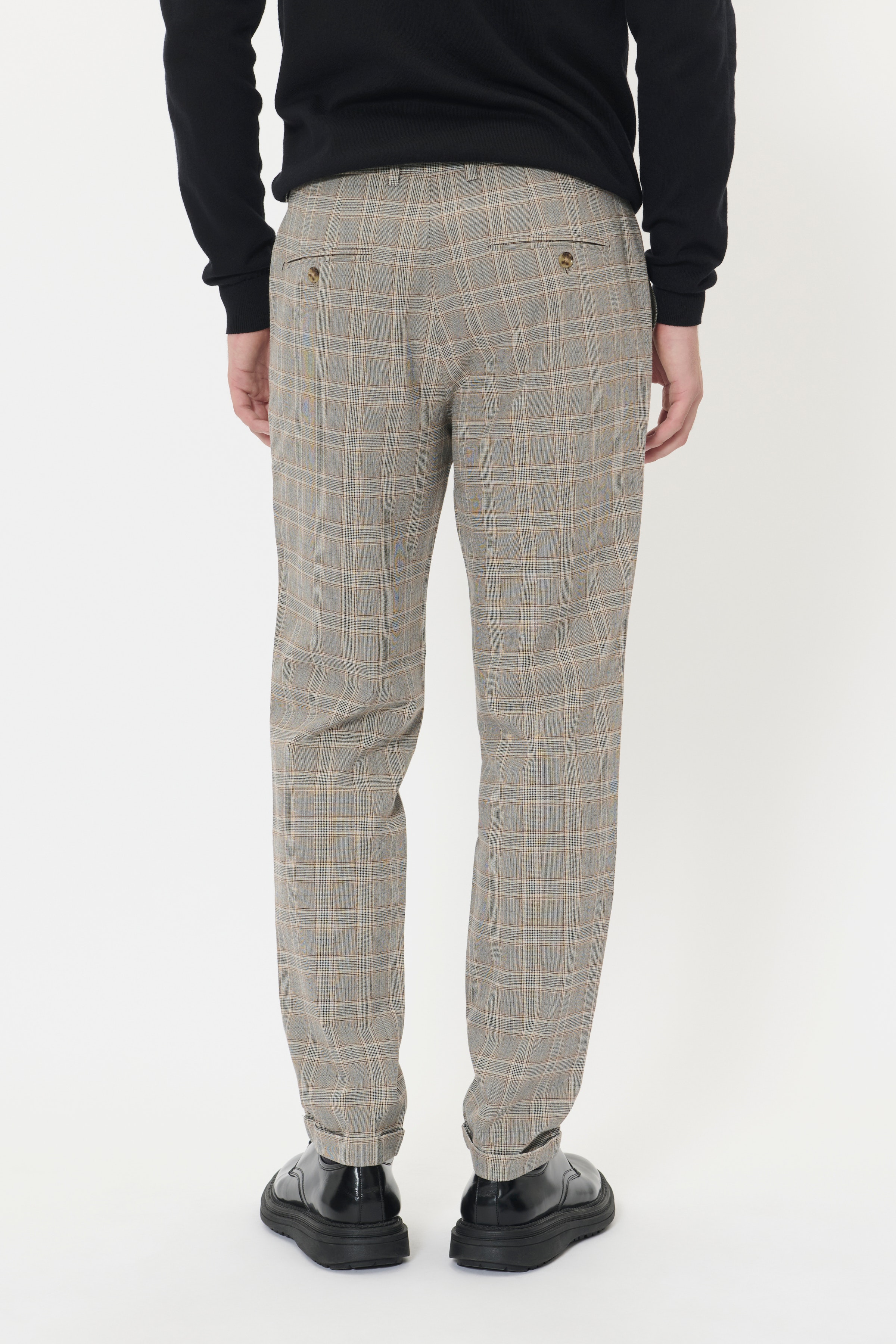 MAliam Trousers LOOKBOOK BACK 30207329-190808
