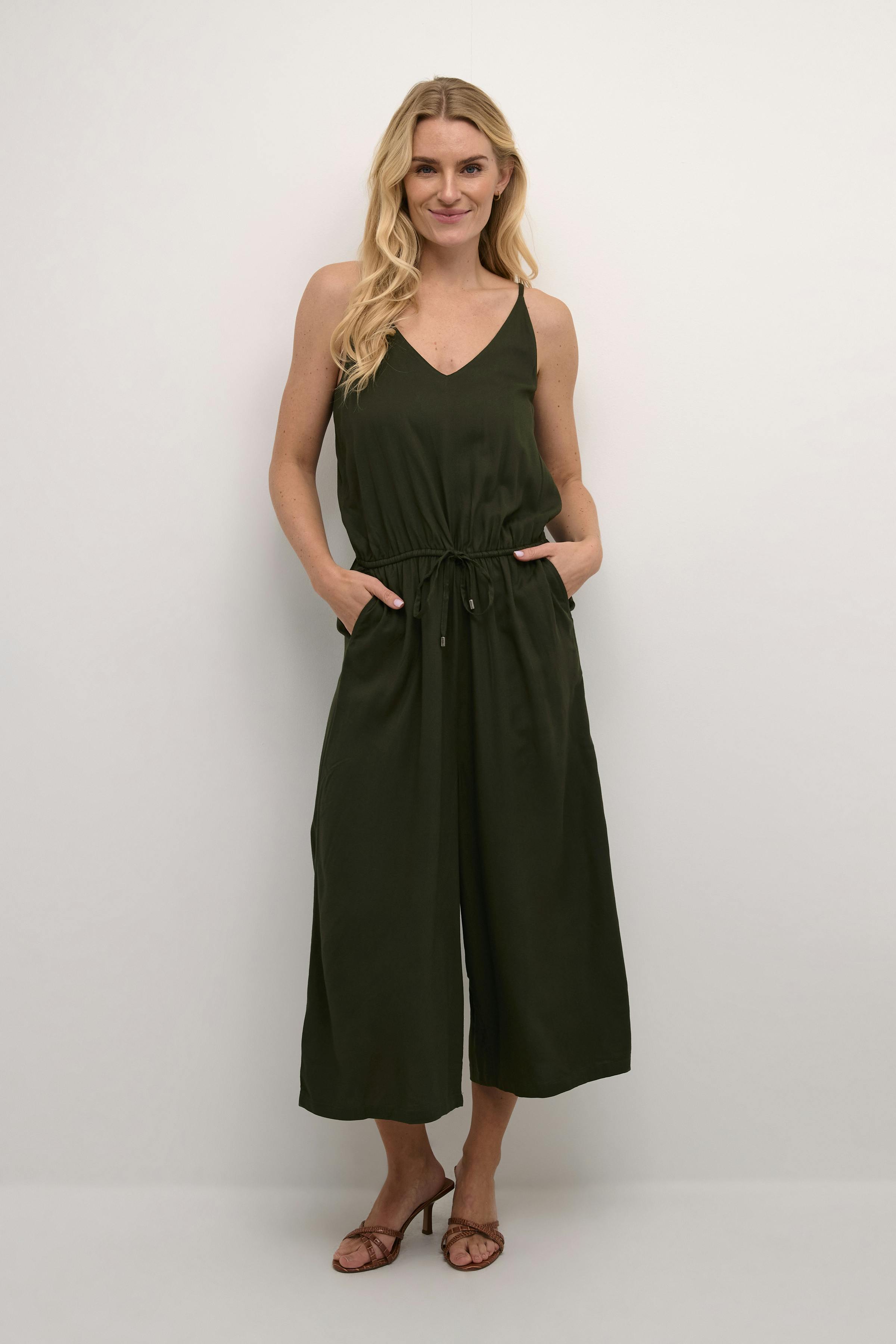 KAelmi Overall LOOKBOOK FRONT 10551308-190414