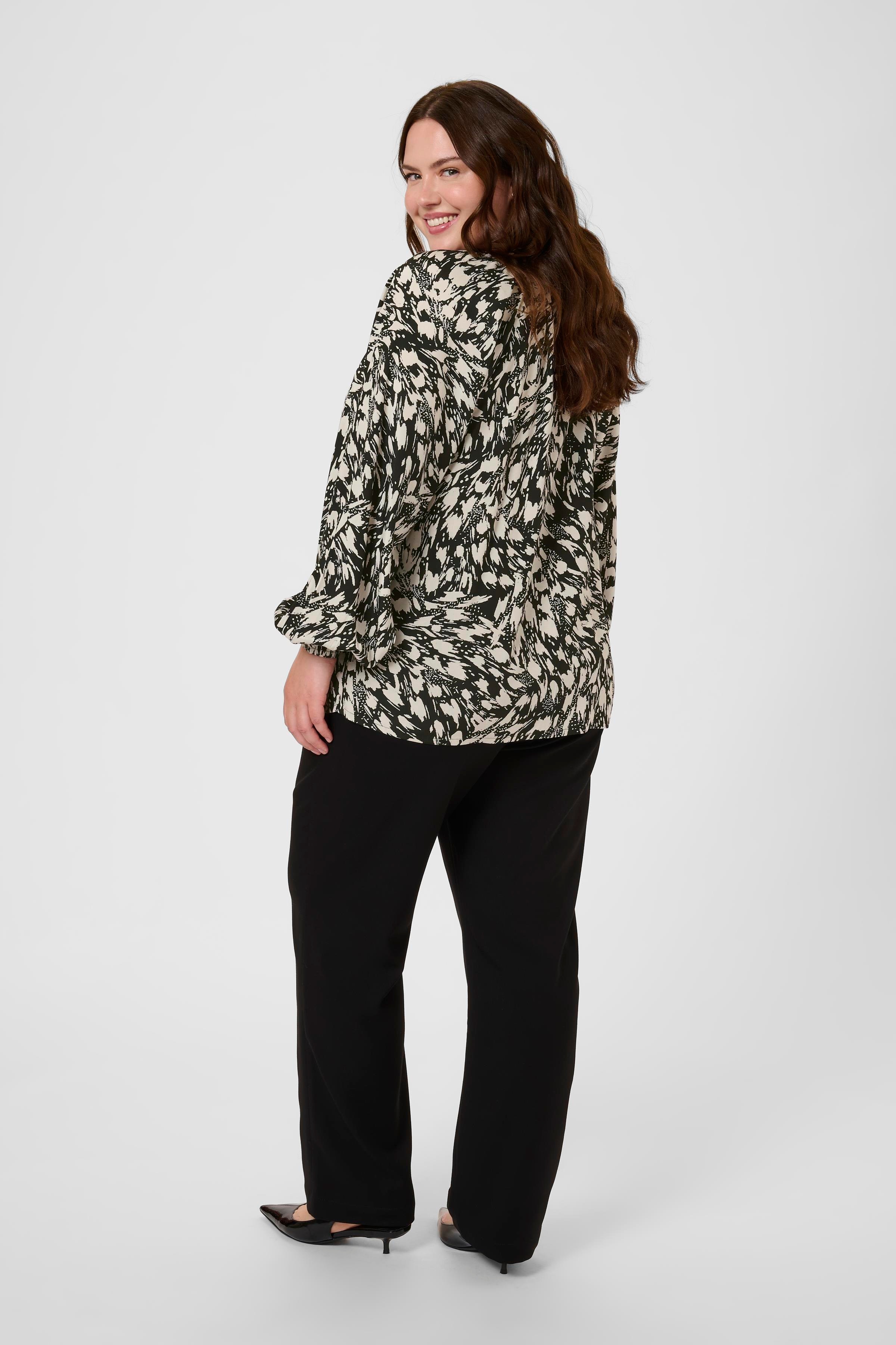 KCjamia Blouse LOOKBOOK BACK 10583775-108499