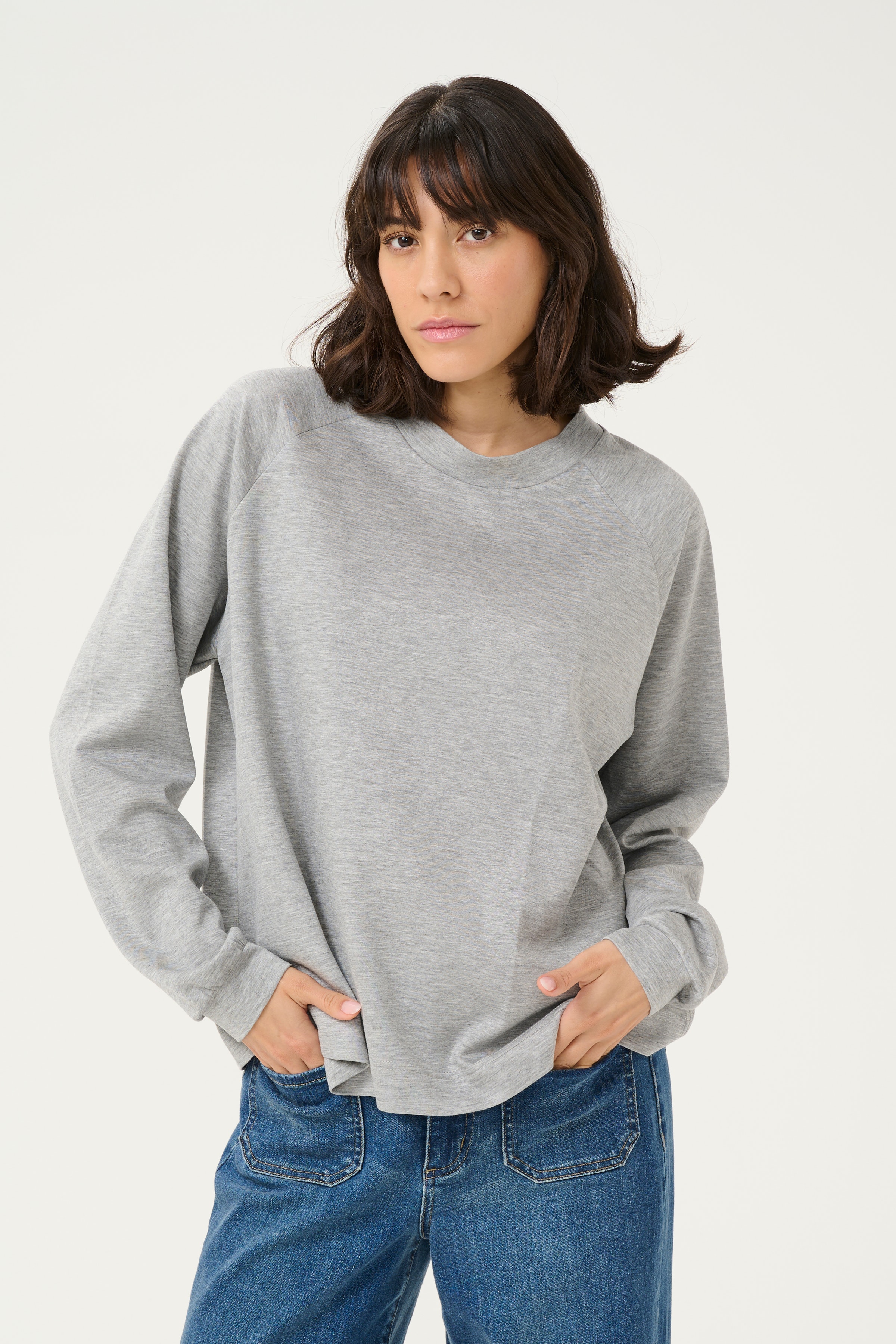 BPadona Sweatshirt LOOKBOOK FRONT 10590857-100123B