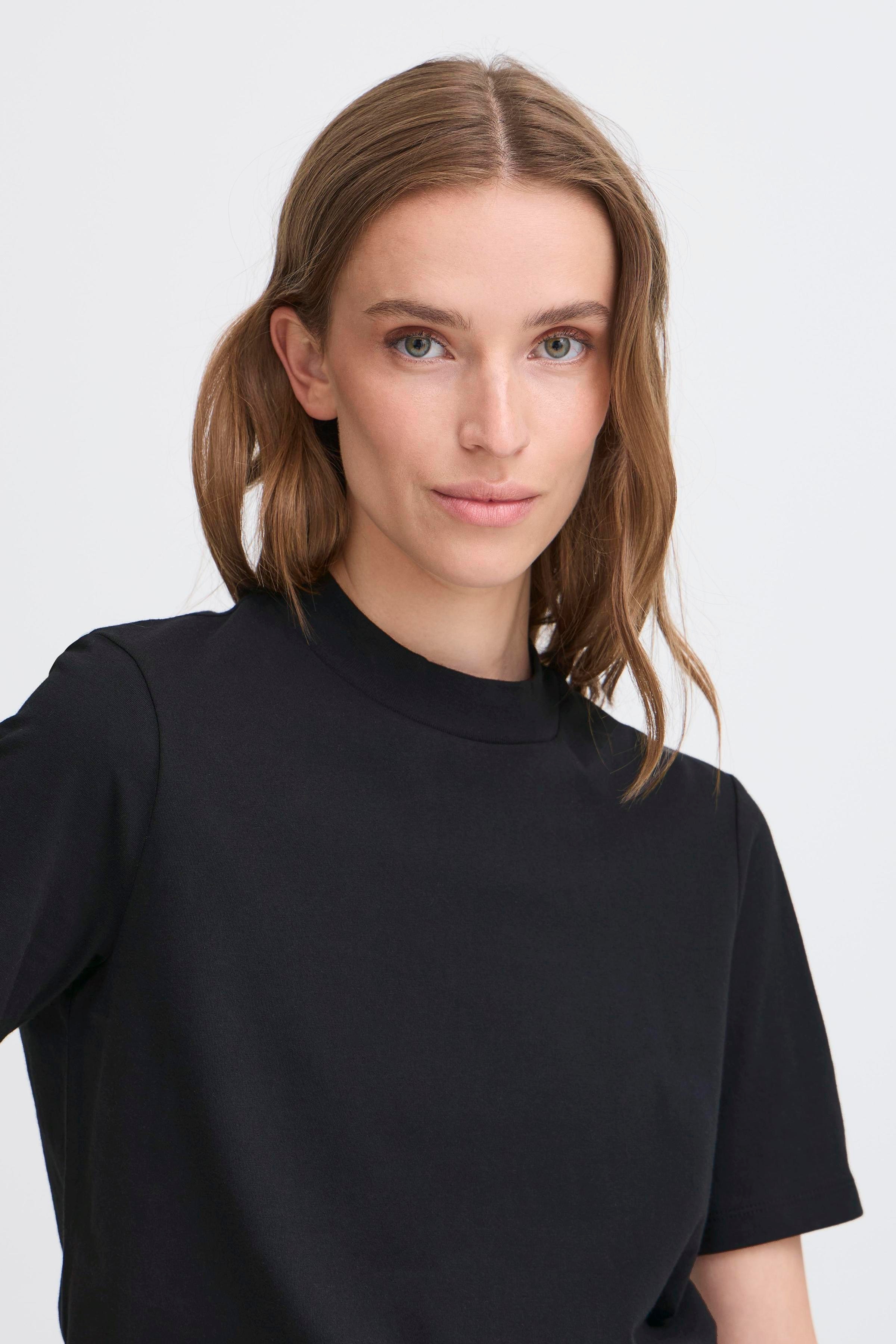 IHRANIA T-shirt LOOKBOOK DETAIL 20112704-194008