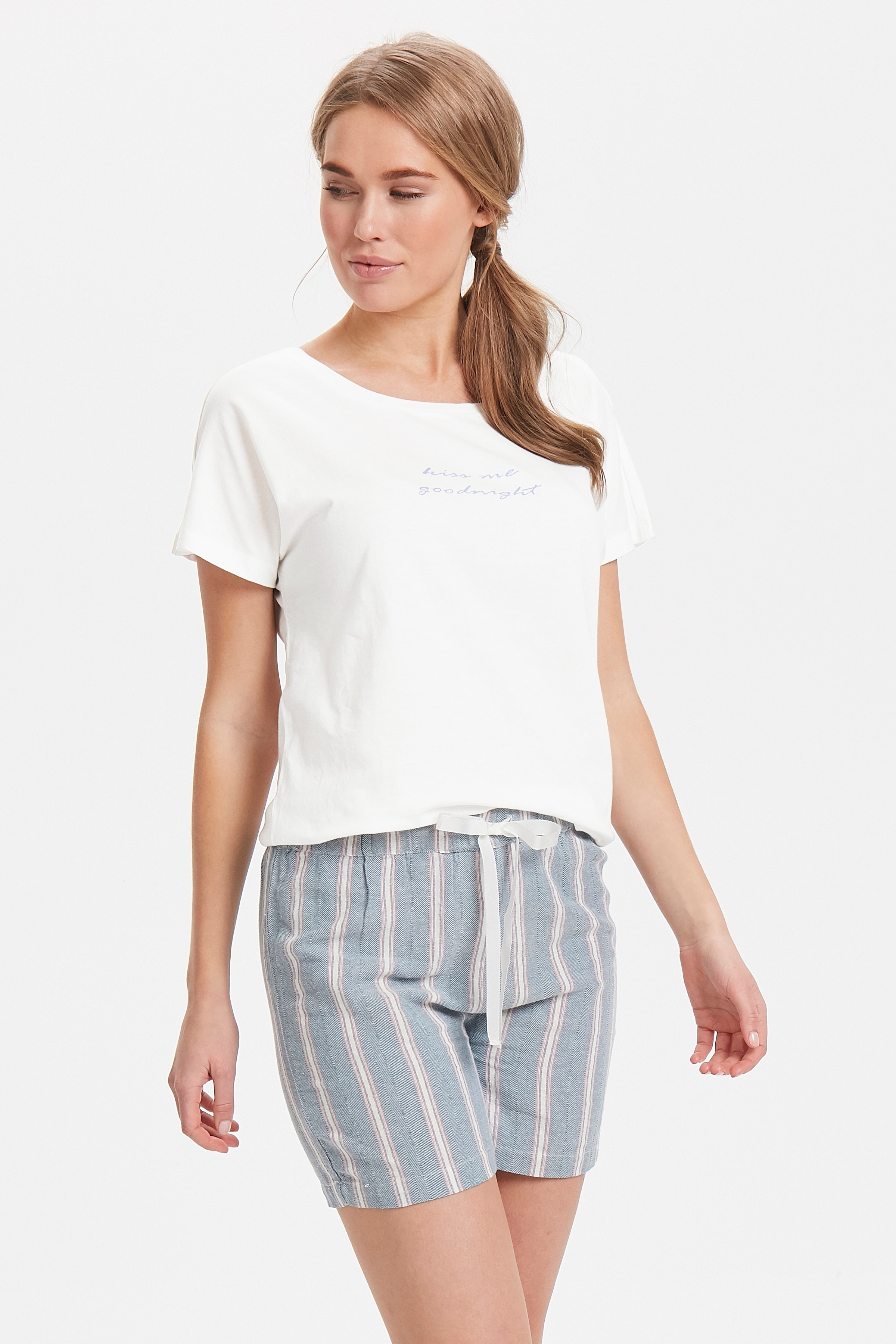 Homewear-Set LOOKBOOK FRONT 10401610-60034