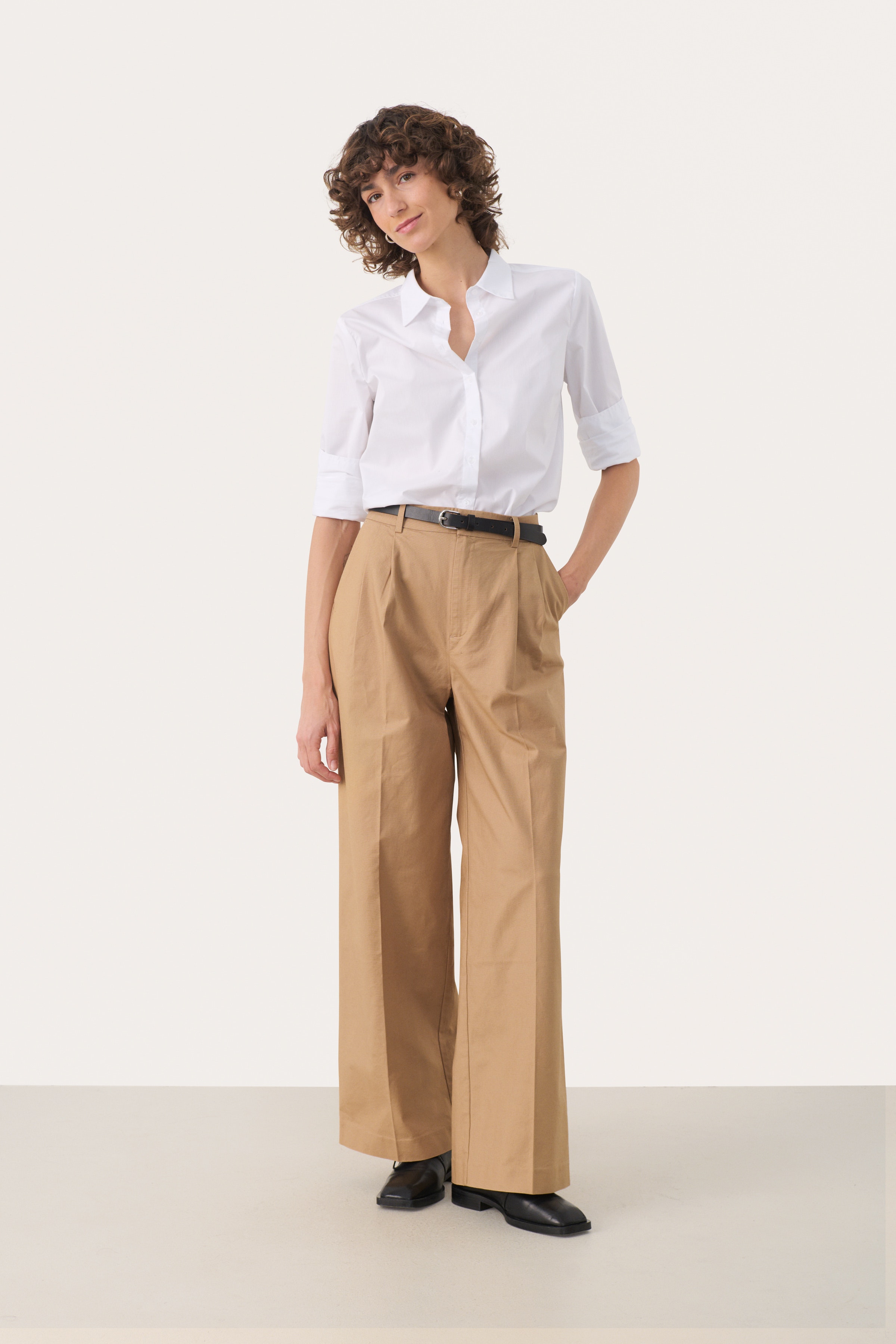 CherranPW Hose LOOKBOOK FRONT 30309314-171325
