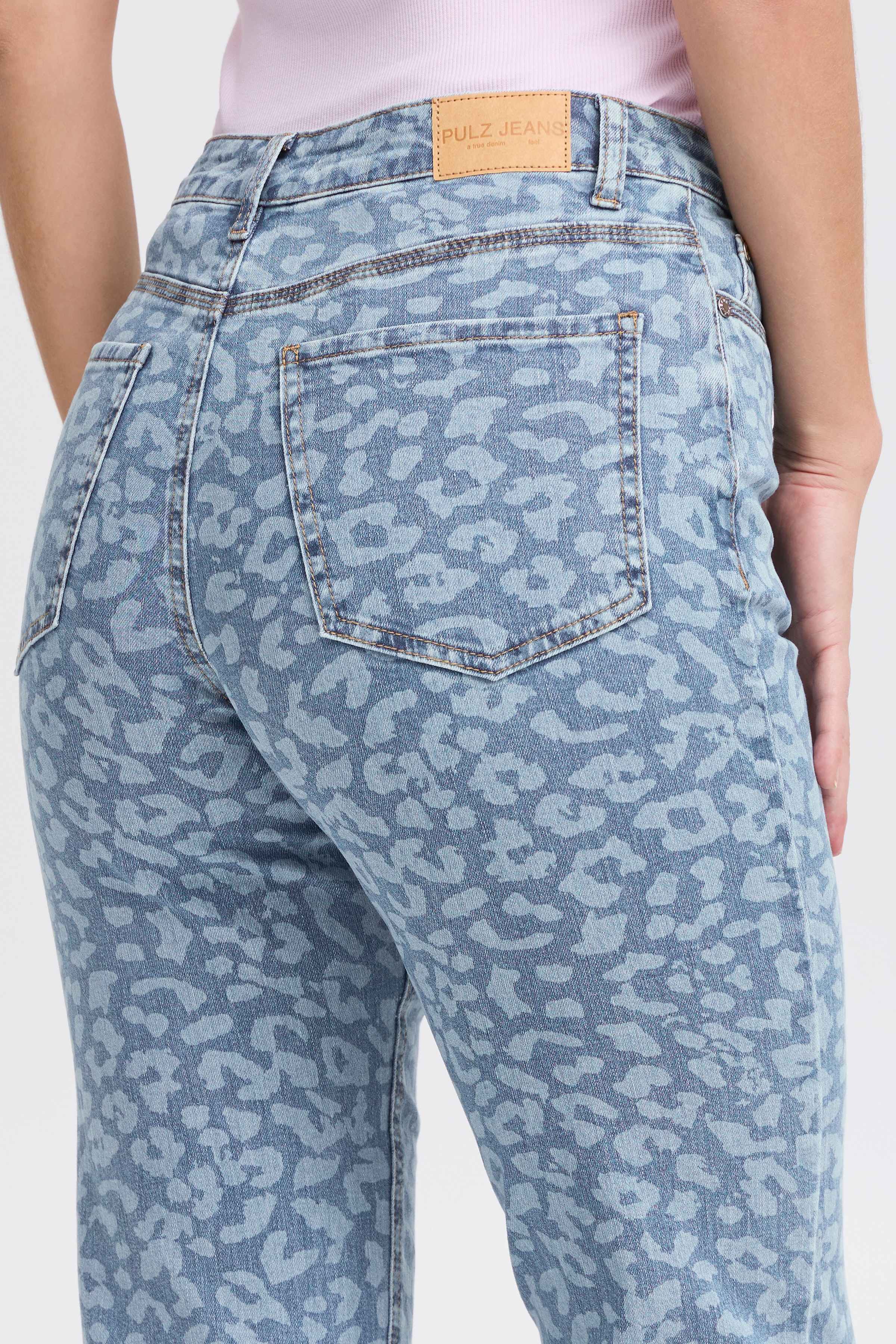 PXJANNAH UHW Jeans LOOKBOOK DETAIL 50208788-205294