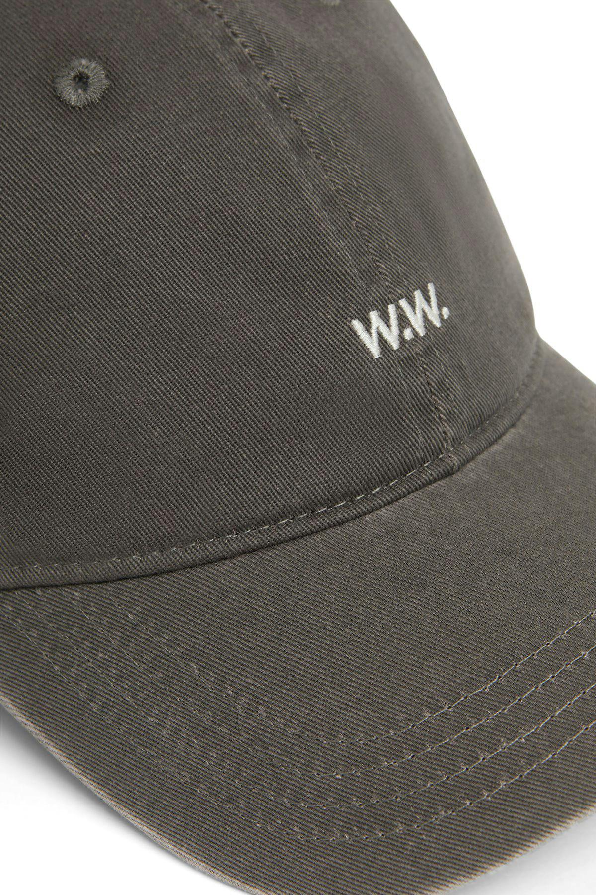 WWLow Cap PACK FRONT 30250171-W1021