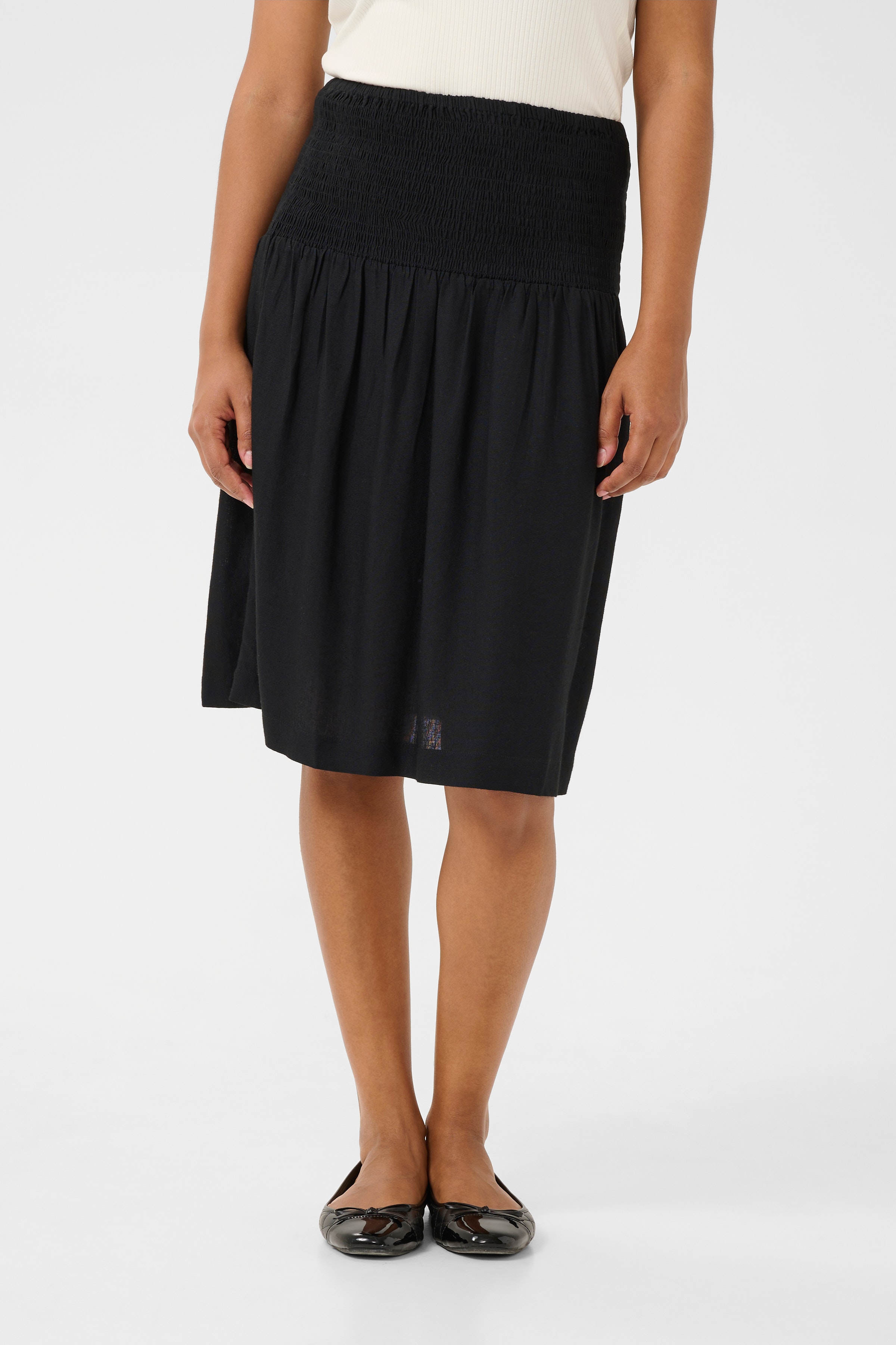CRVenta Skirt LOOKBOOK FRONT 10613599-100120