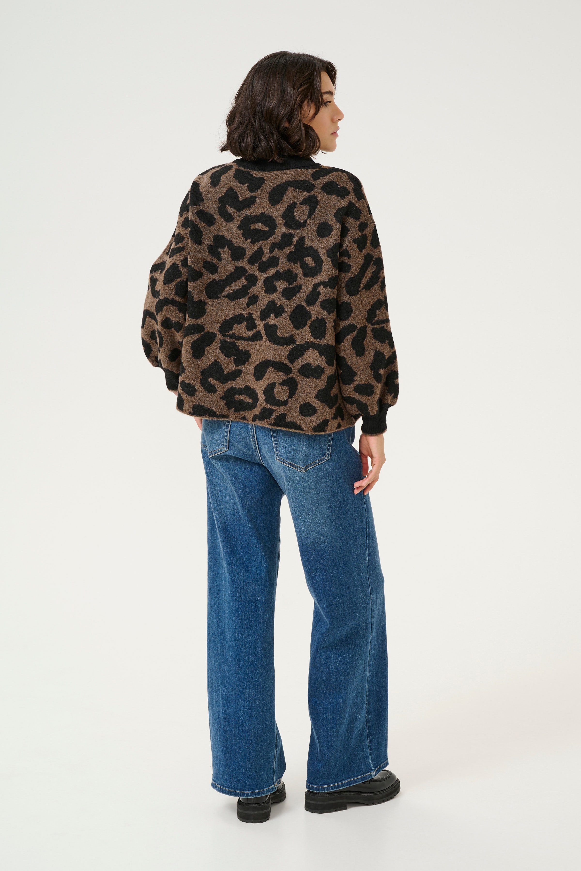 KAwilma Genser LOOKBOOK BACK 10509217-107360