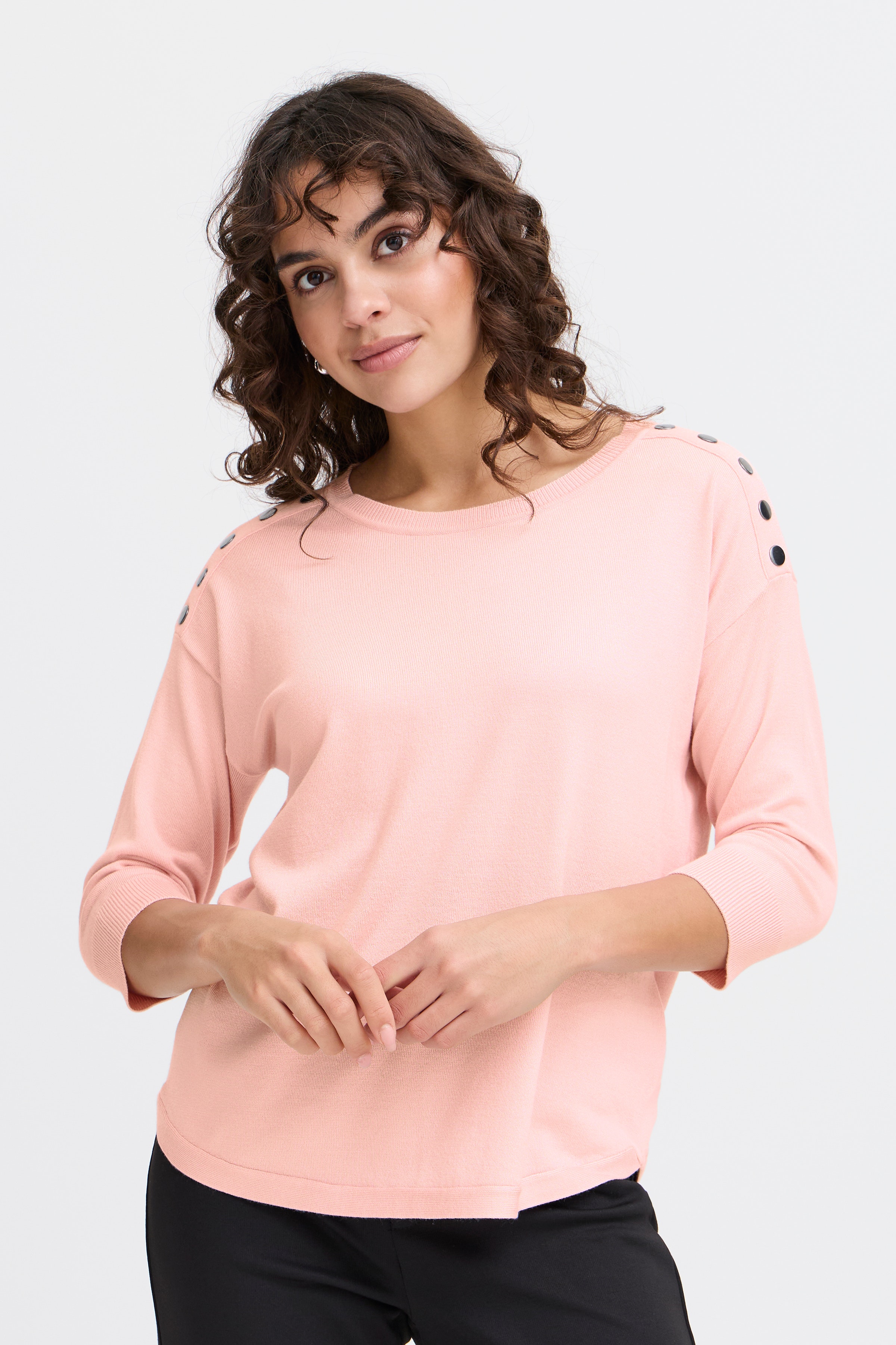 ZUBASIC Pullover LOOKBOOK FRONT 20607204-131904