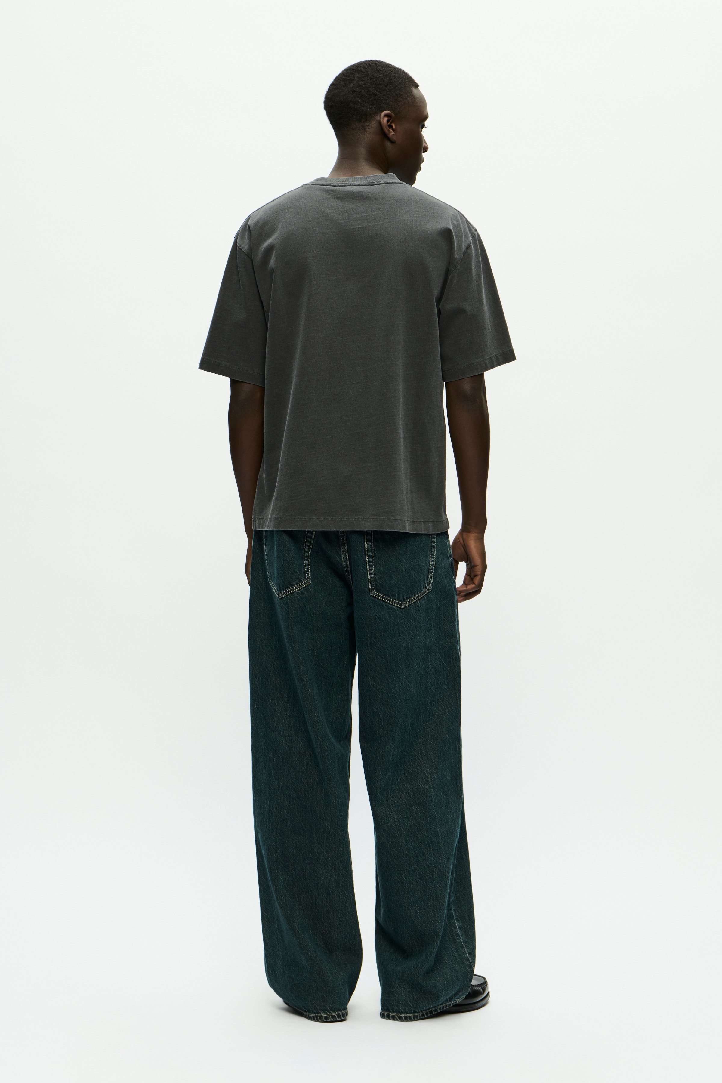 WWGary T-shirt LOOKBOOK BACK 30251575-194406
