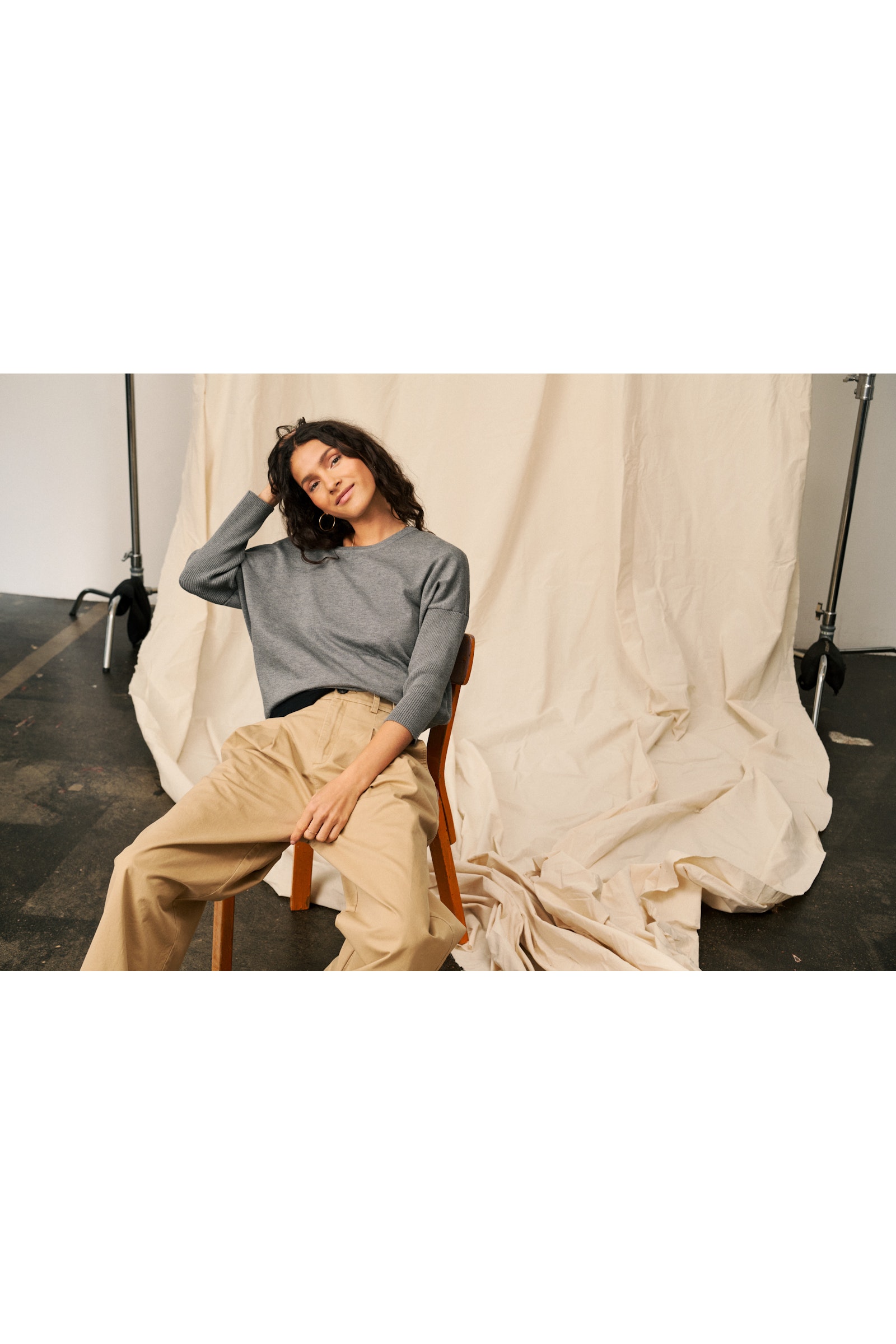 MilaSZ R-Neck Pullover LOCATION NONE 30500003-1739141