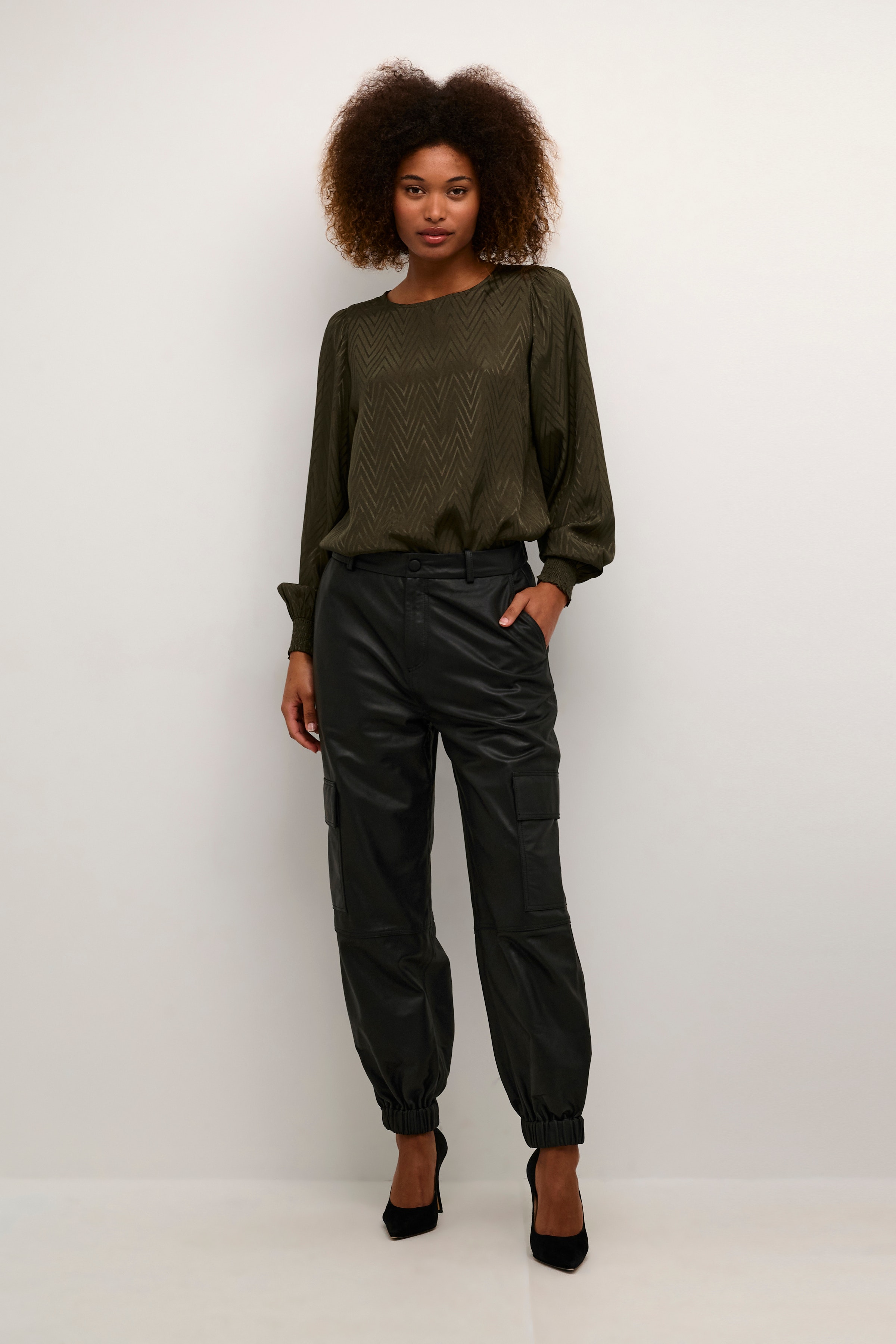 KAmalene Skinnbukser LOOKBOOK FRONT 10507887-100121