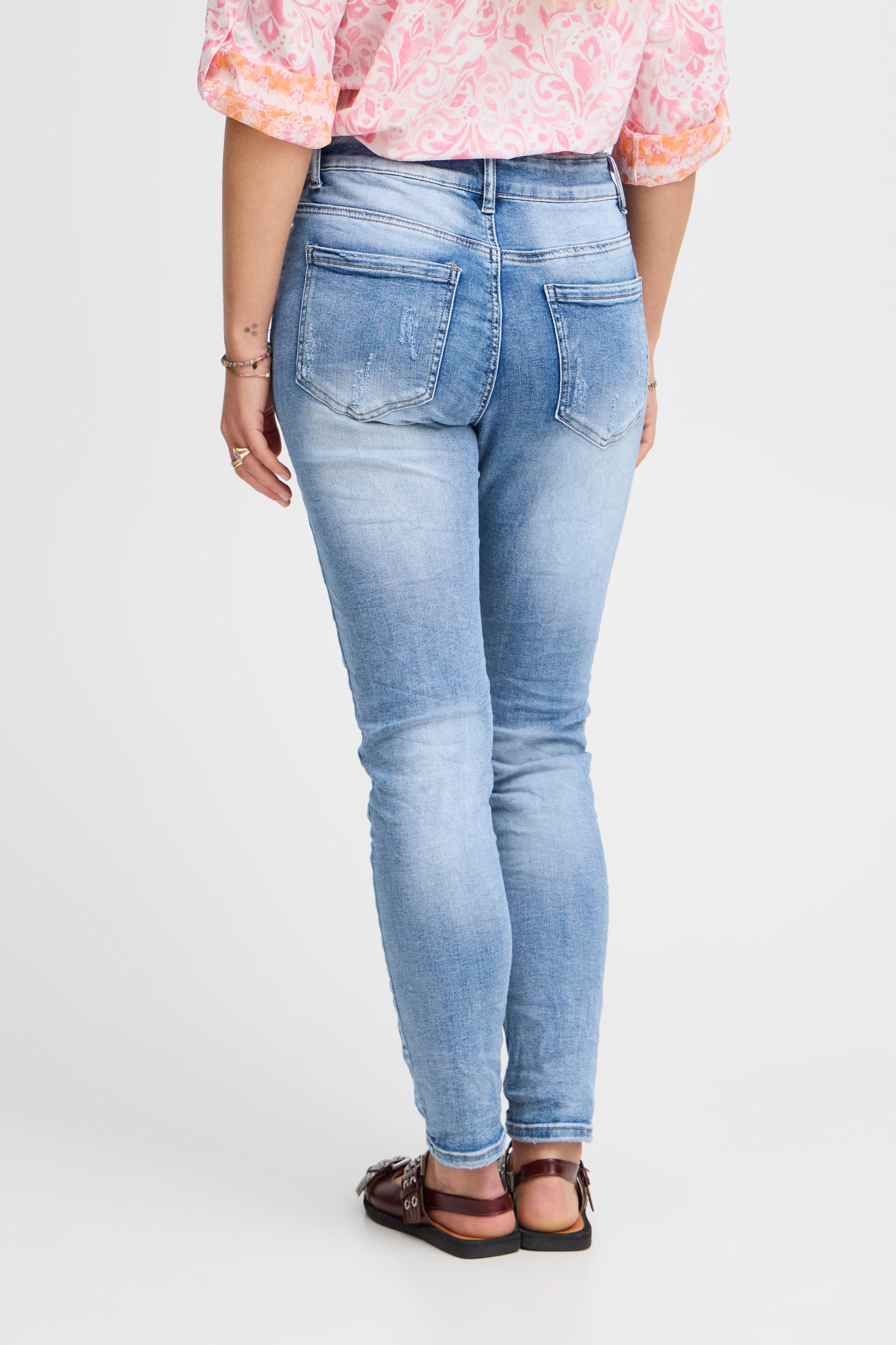 SBKEA Bukser LOOKBOOK BACK 22100537-203403