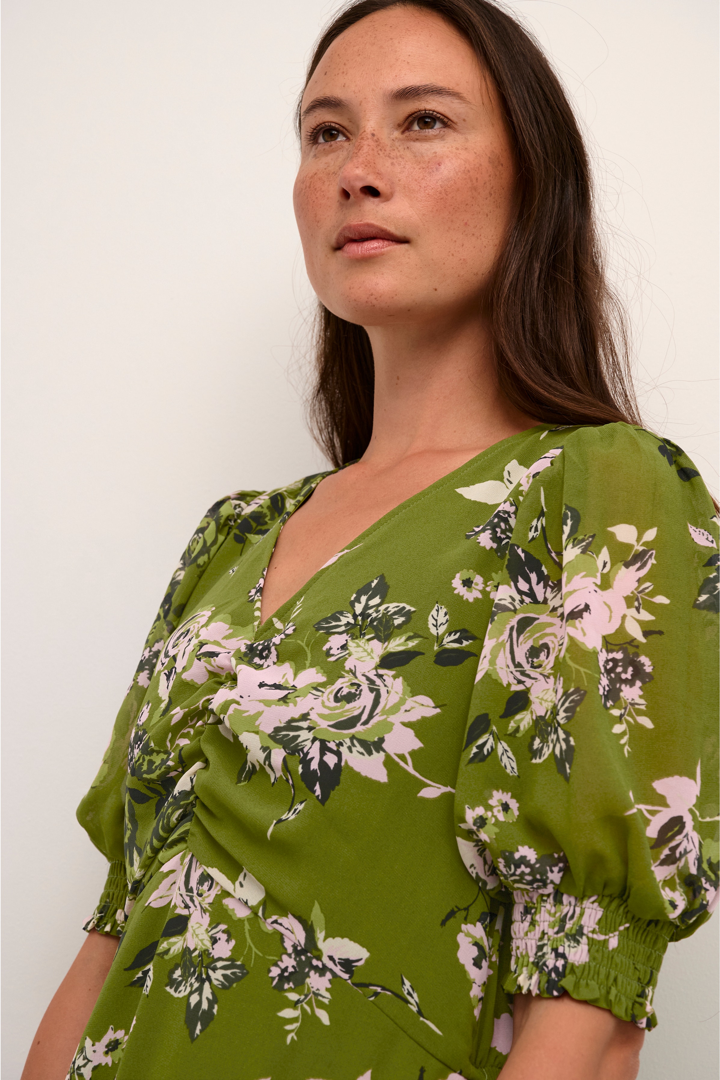 KAvita Kjole LOOKBOOK DETAIL 10508340-105427