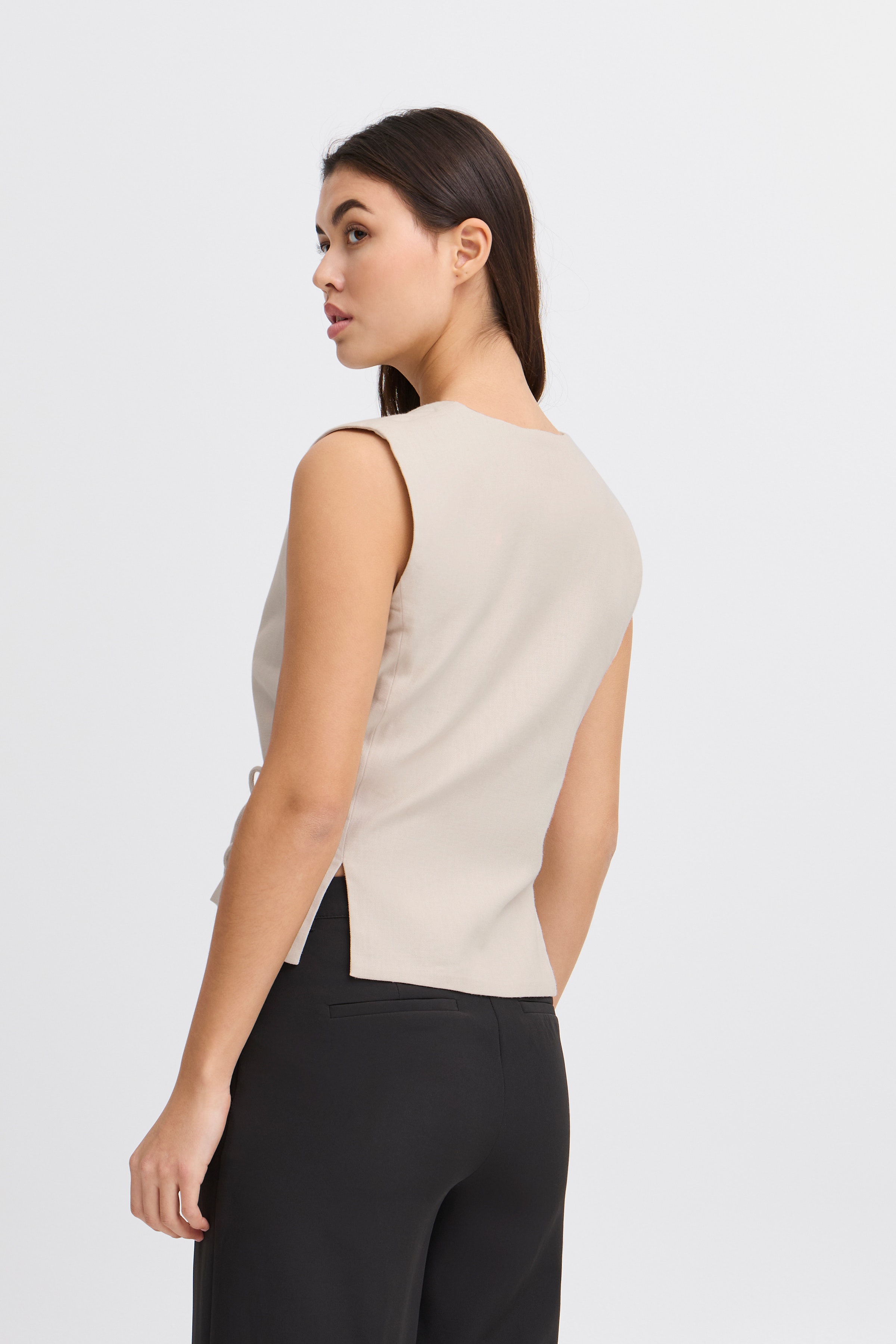 IHZAHRA Vest LOOKBOOK BACK 20122495-1309051