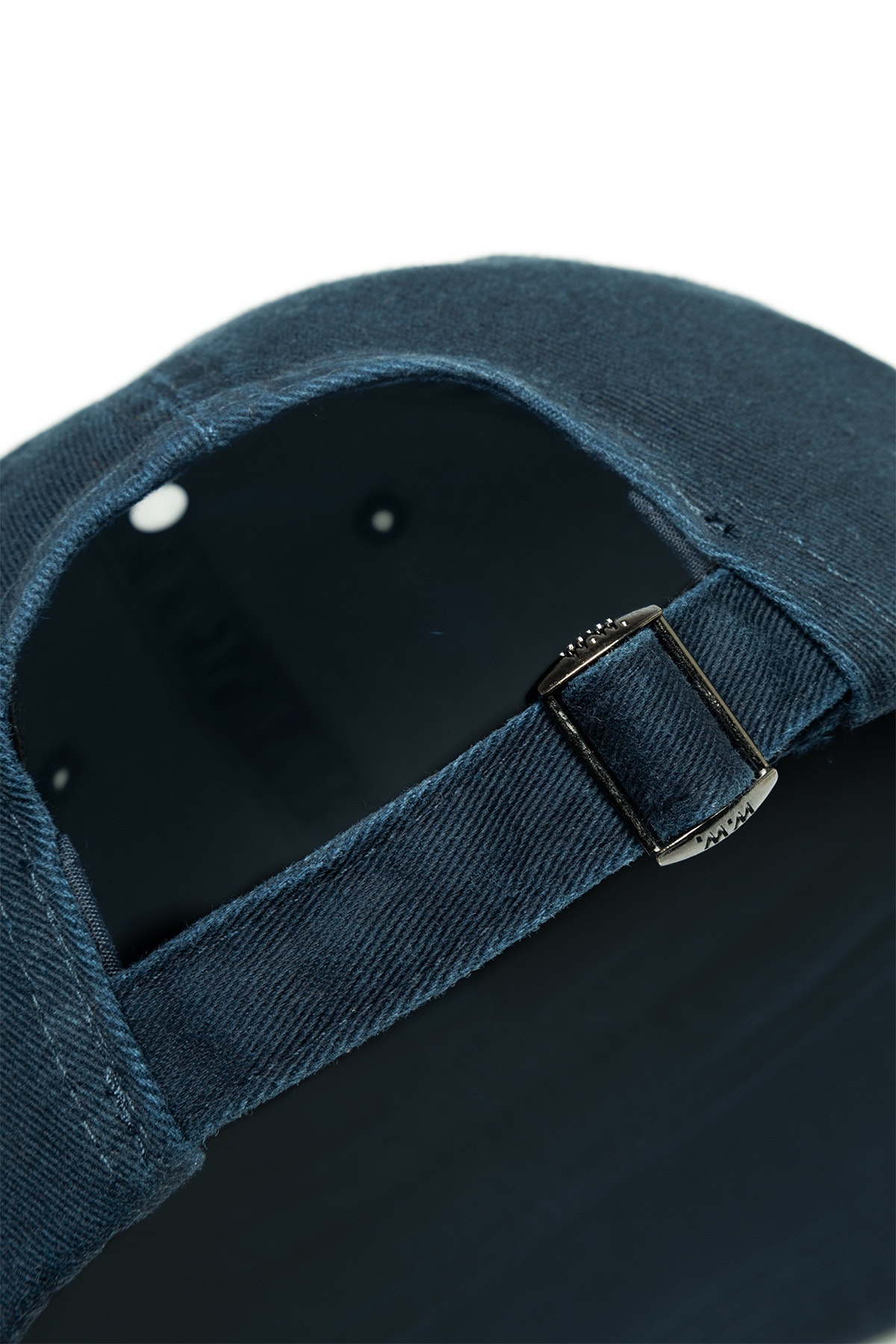 WWLow Cap PACK DETAIL 30251367-194011