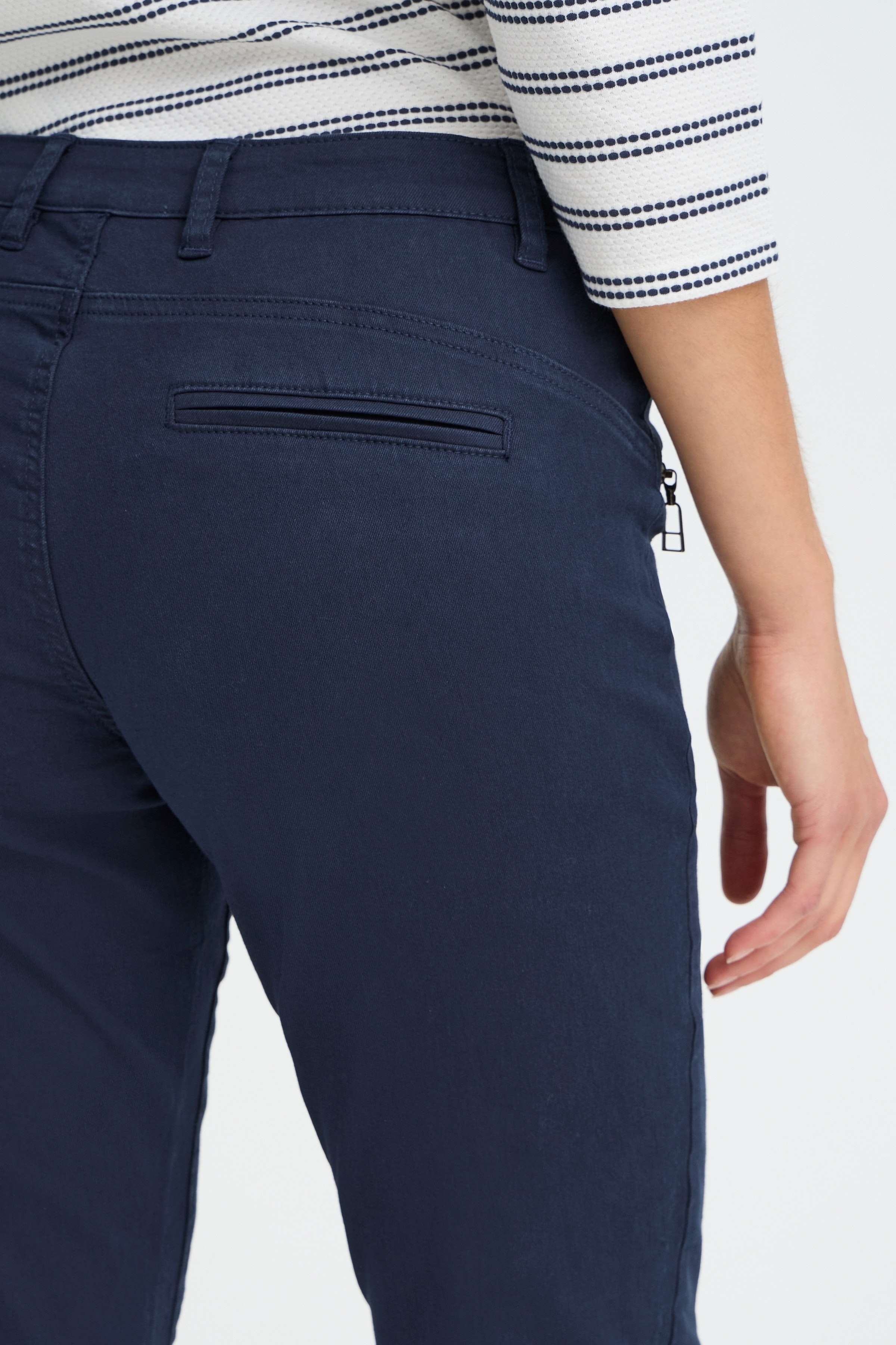 FRZENIA Broek LOOKBOOK DETAIL 20617460-193923