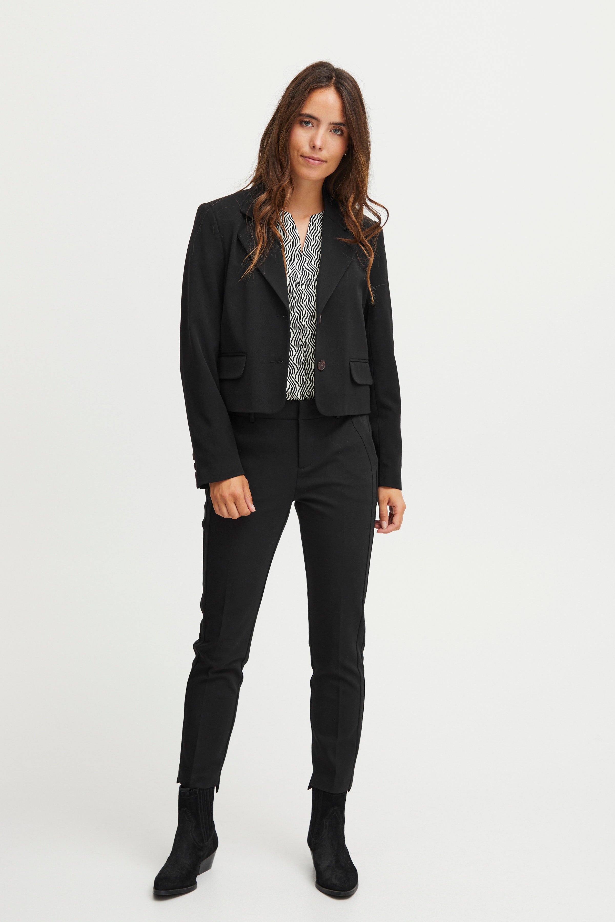 FRNOLA Blazer LOOKBOOK FRONT 20612695-200113