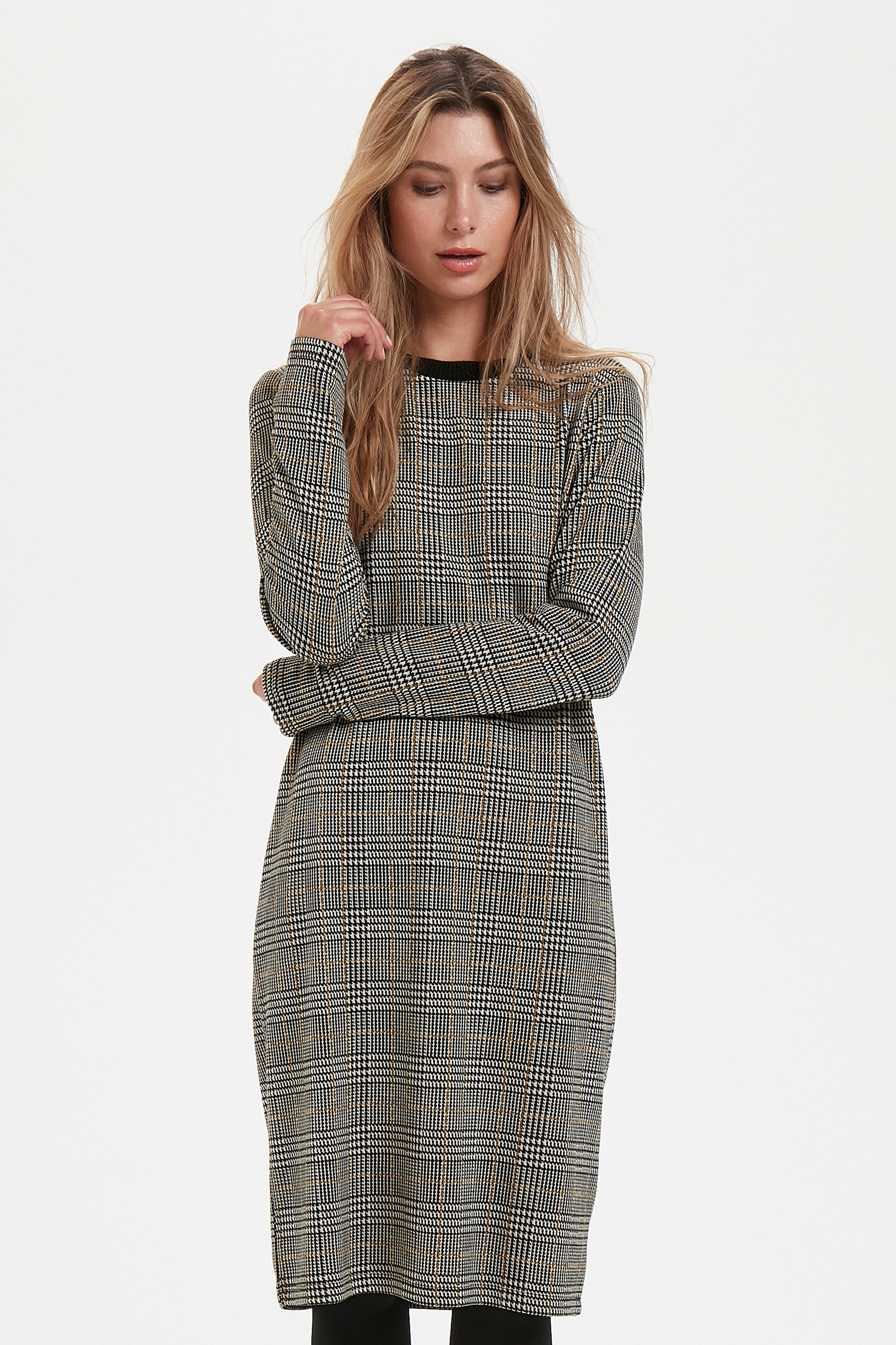 BPINIS Klänning LOOKBOOK FRONT 40102994-4009000