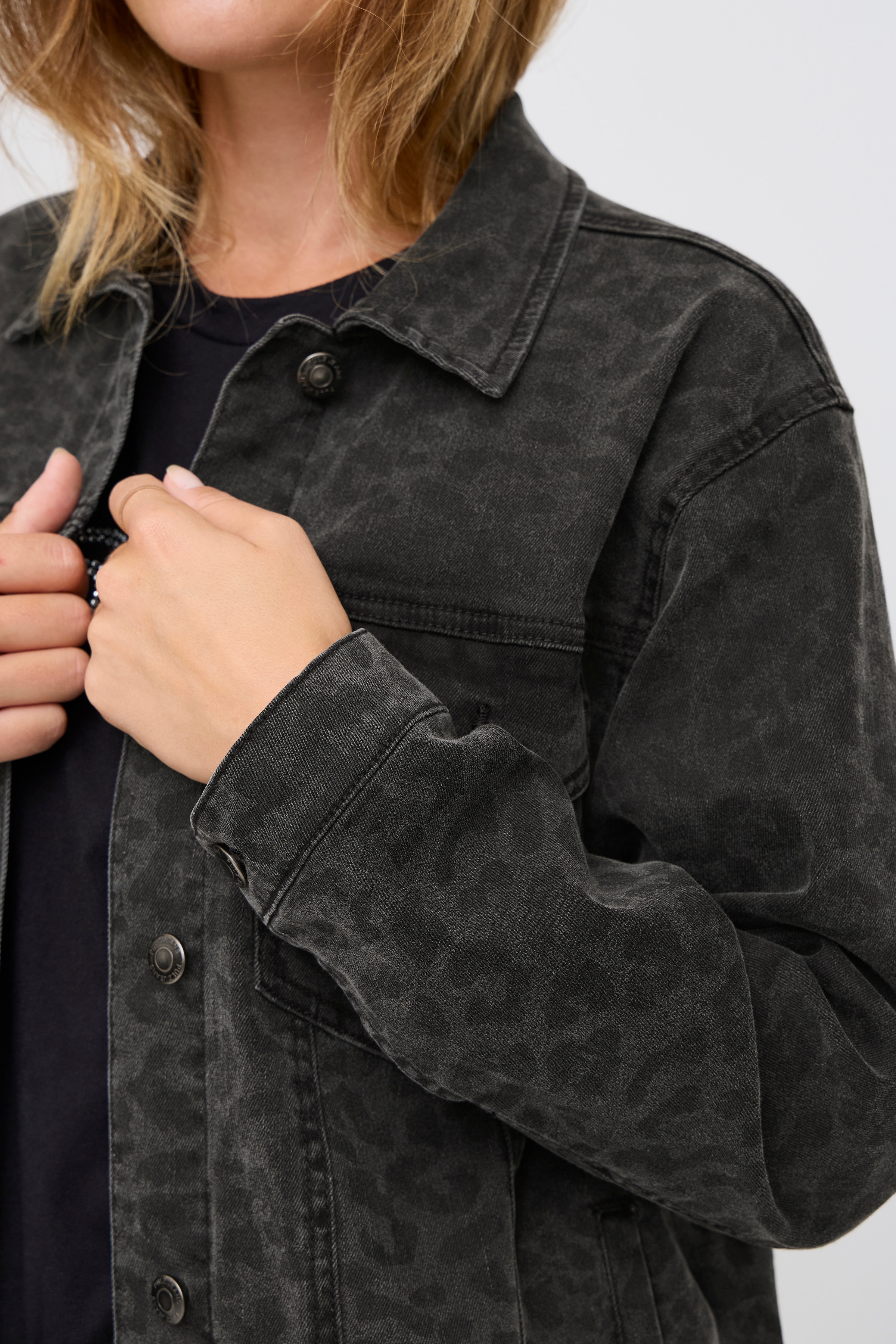 PXJANNAH Denim jakke LOOKBOOK DETAIL 50208791-205027