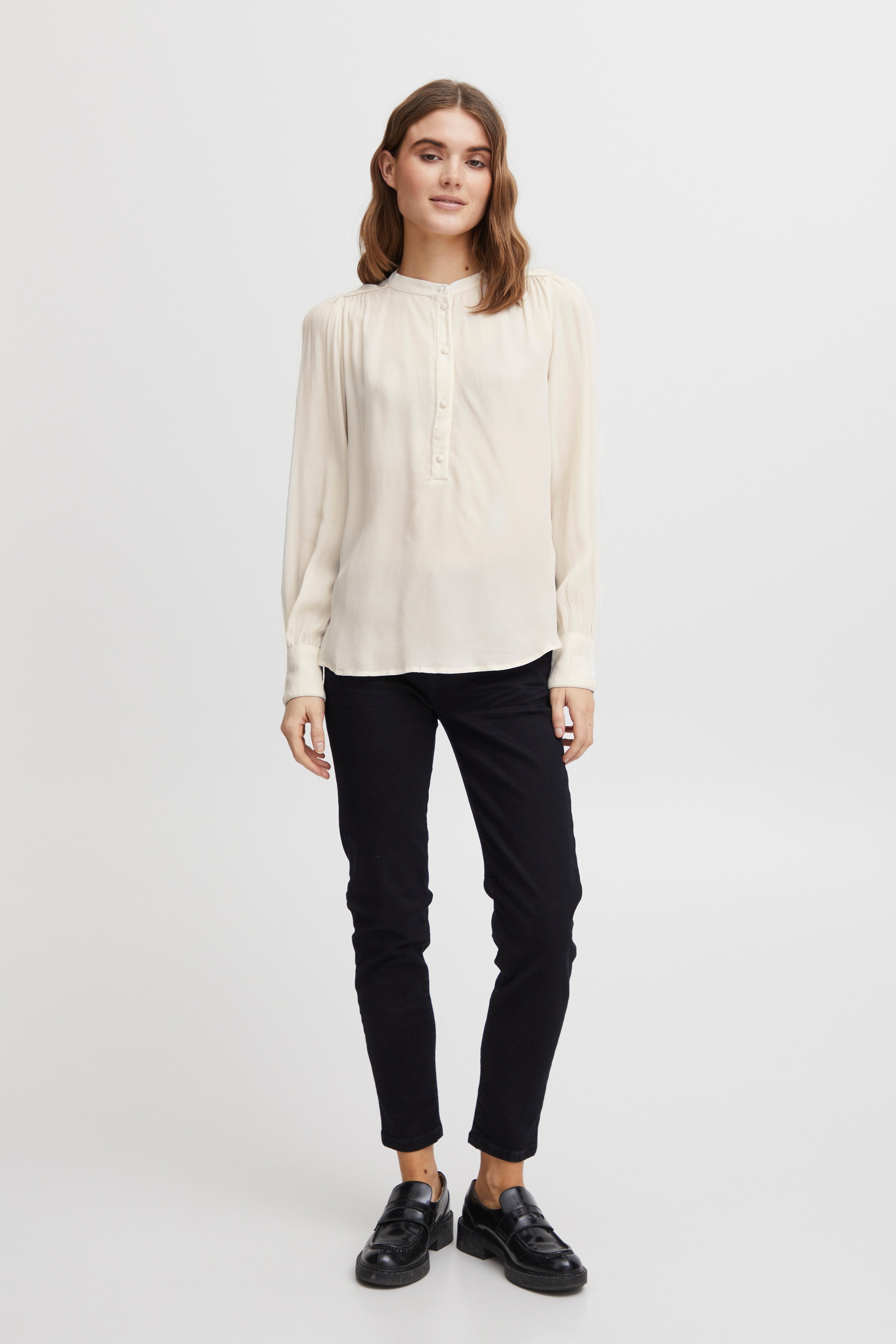 FRHELENA Blouse LOOKBOOK FRONT 20611640-130905