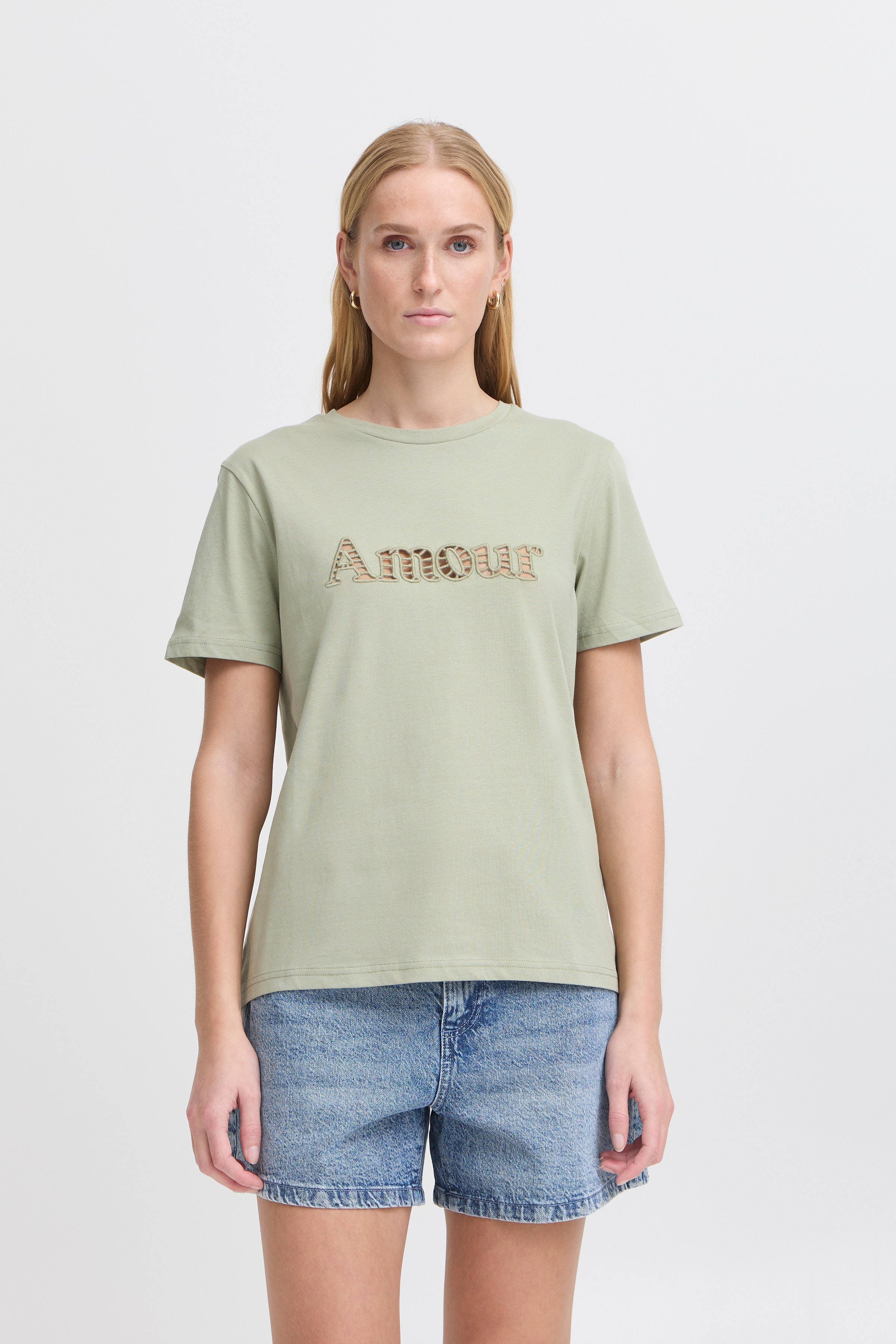 IHPENDO T-shirt LOOKBOOK FRONT 20122771-160213