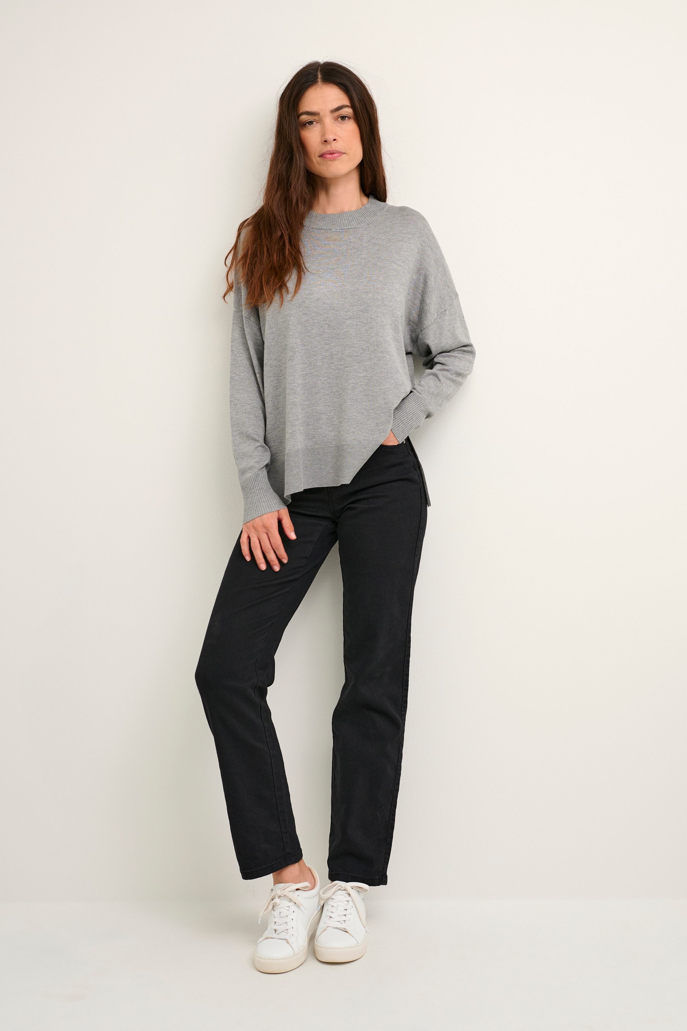 BPalona Pullover LOOKBOOK FRONT 10590383-100123B