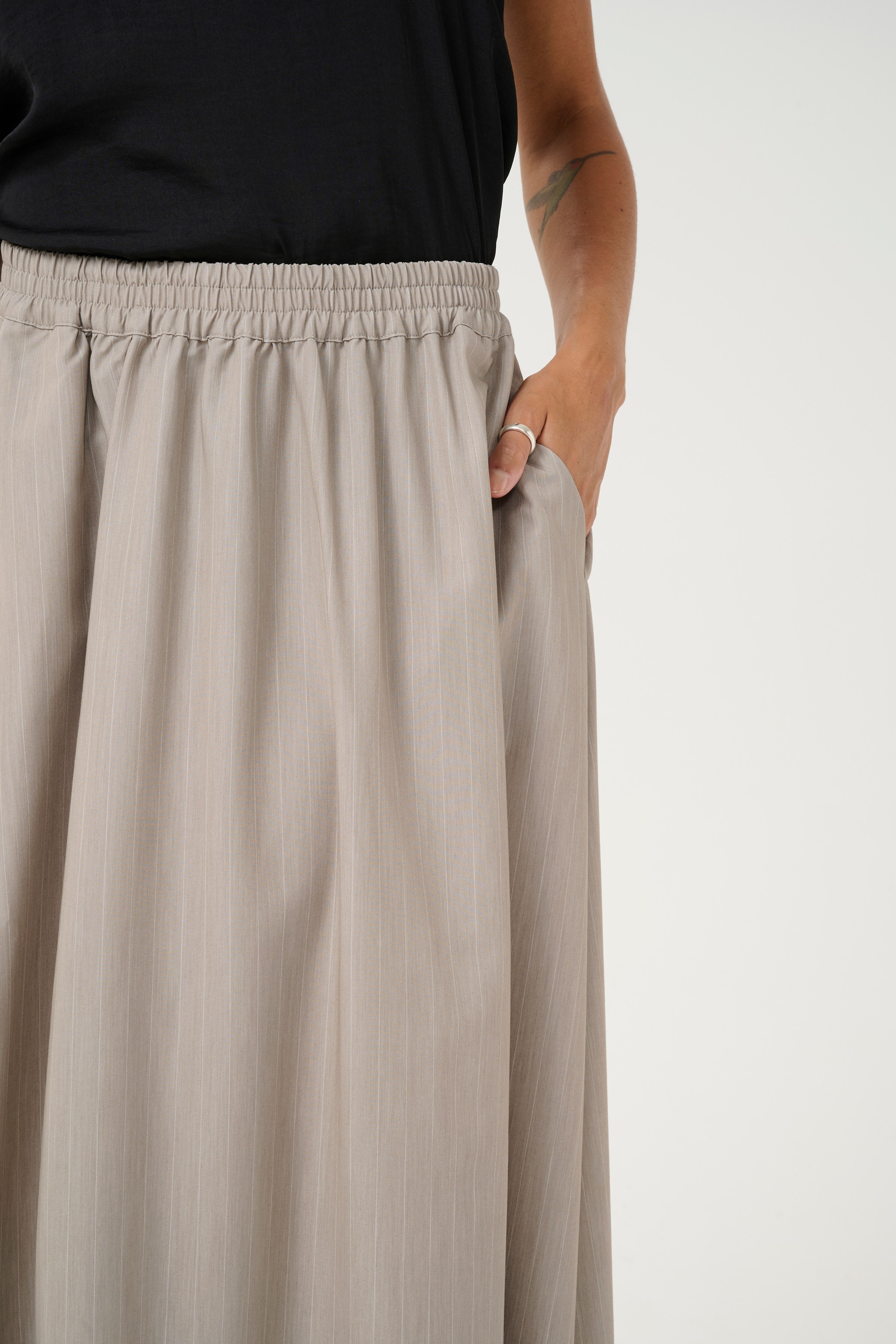 KAesther Skjørt LOOKBOOK DETAIL 10509644-107069