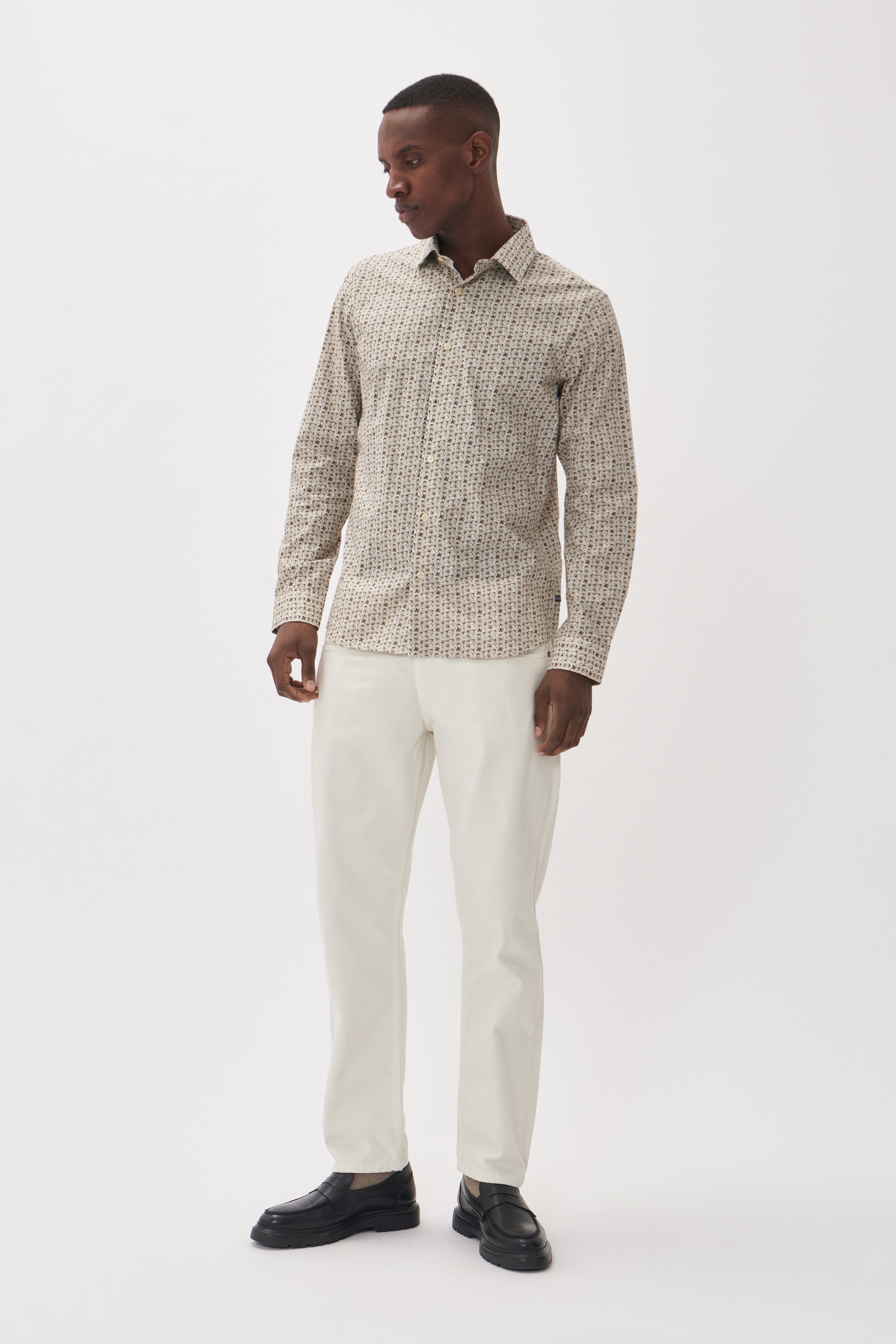 MAtrostol Shirt LOOKBOOK FRONT 30207167-181018