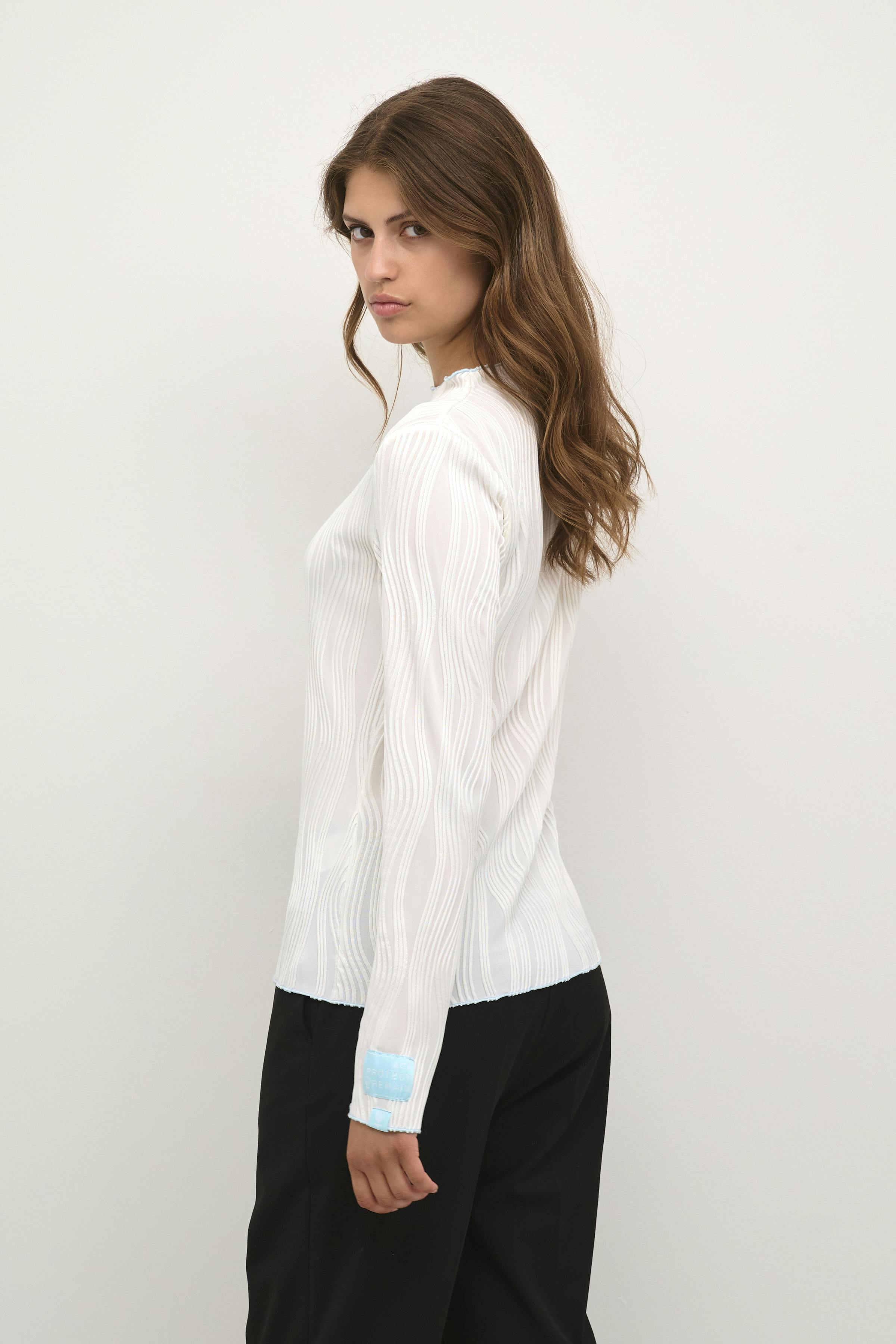 KBSxDannerKB Blouse LOOKBOOK BACK 10104921-110103