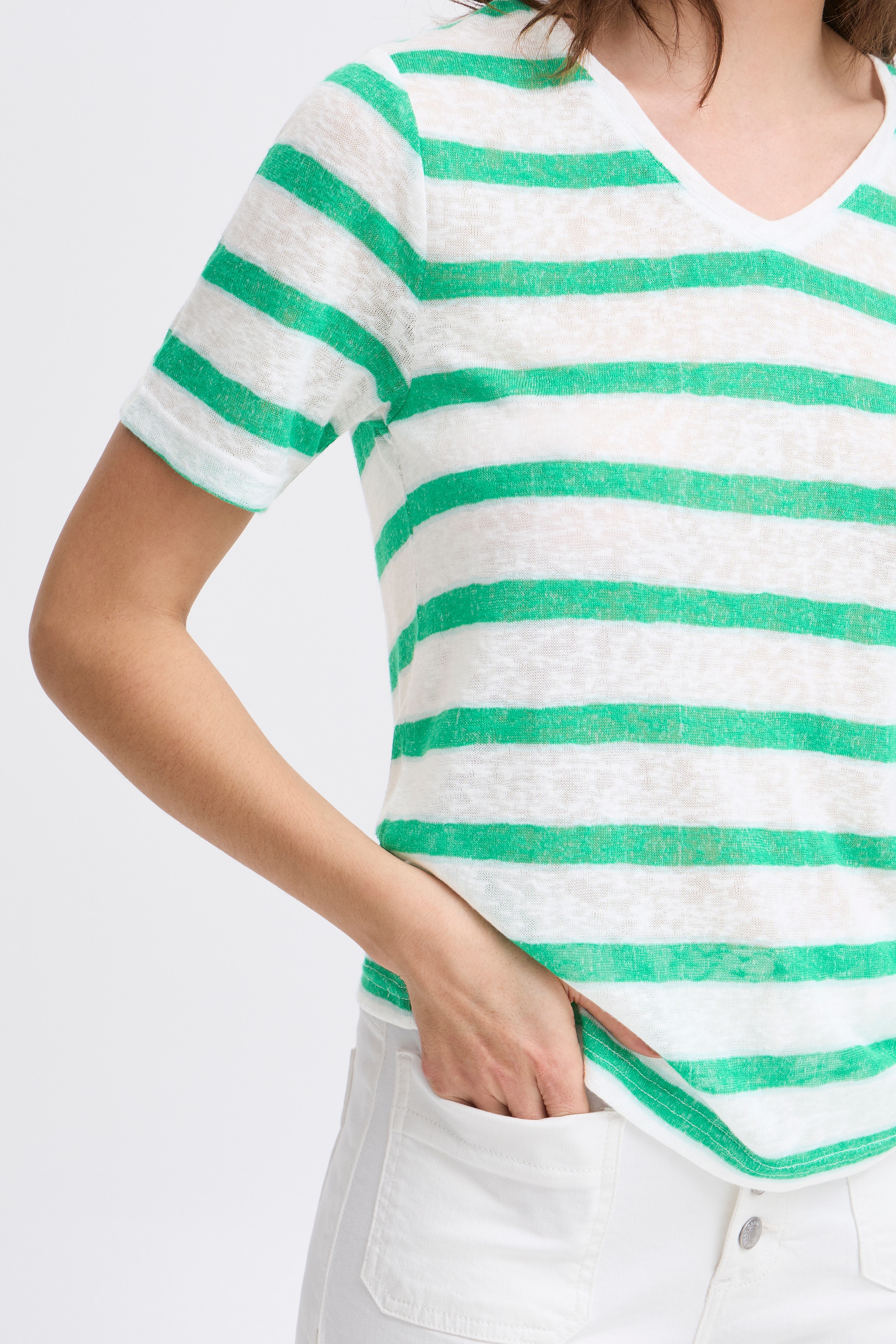 BYSAKIA T-shirt LOOKBOOK DETAIL 20816654-201221