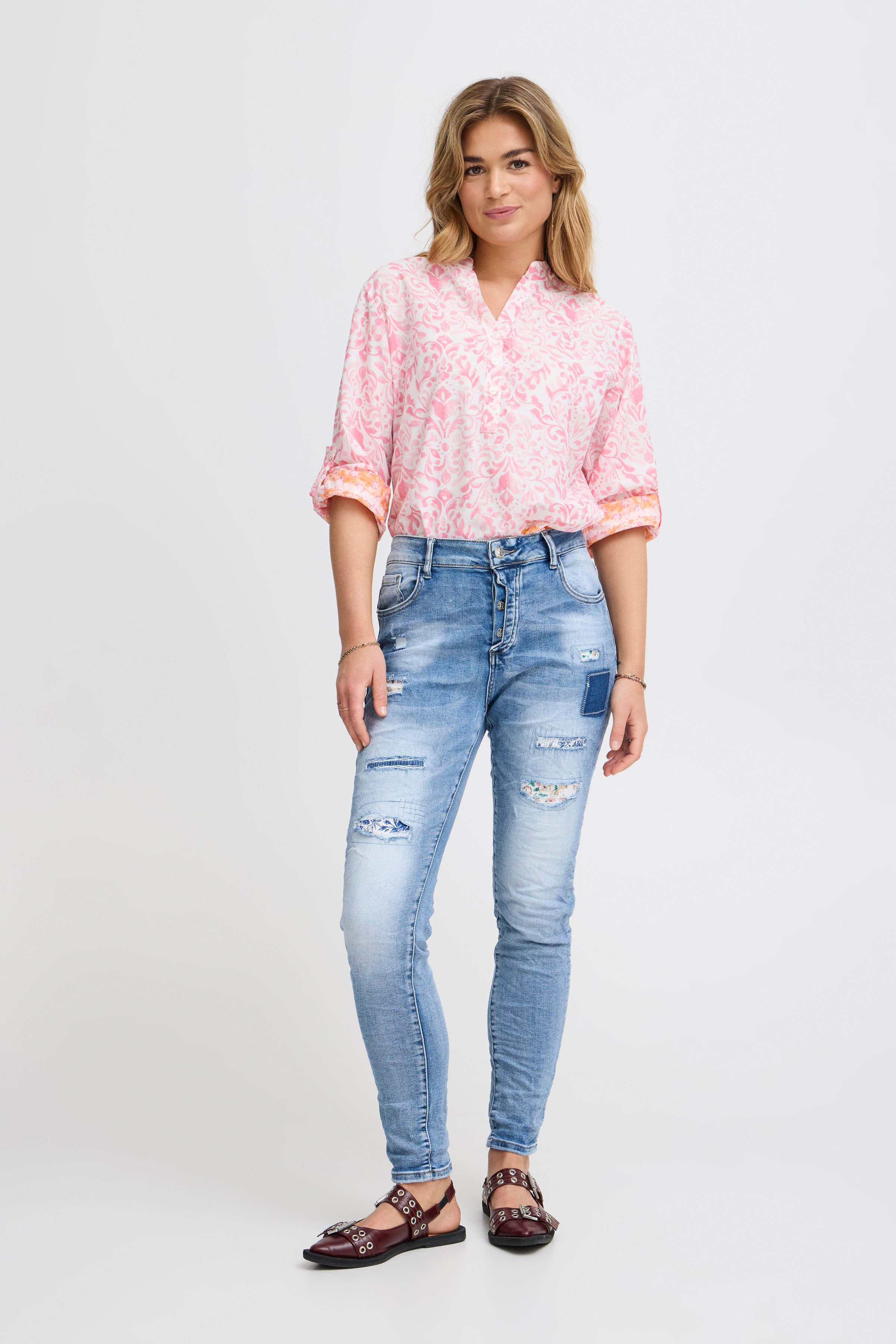 SBKEA Bukser LOOKBOOK FRONT 22100537-203403