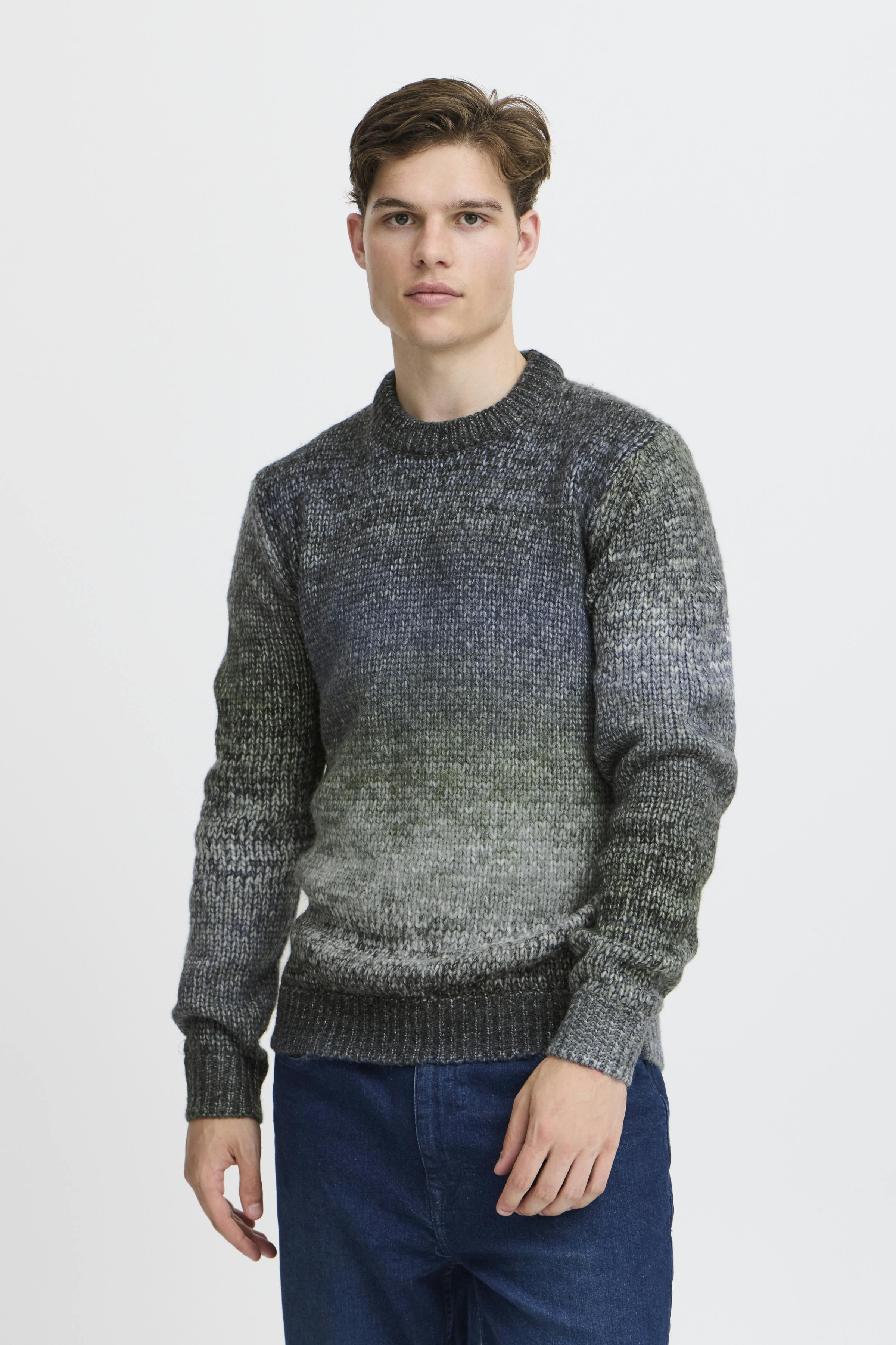 Knitted pullover LOOKBOOK FRONT 20717430-194024