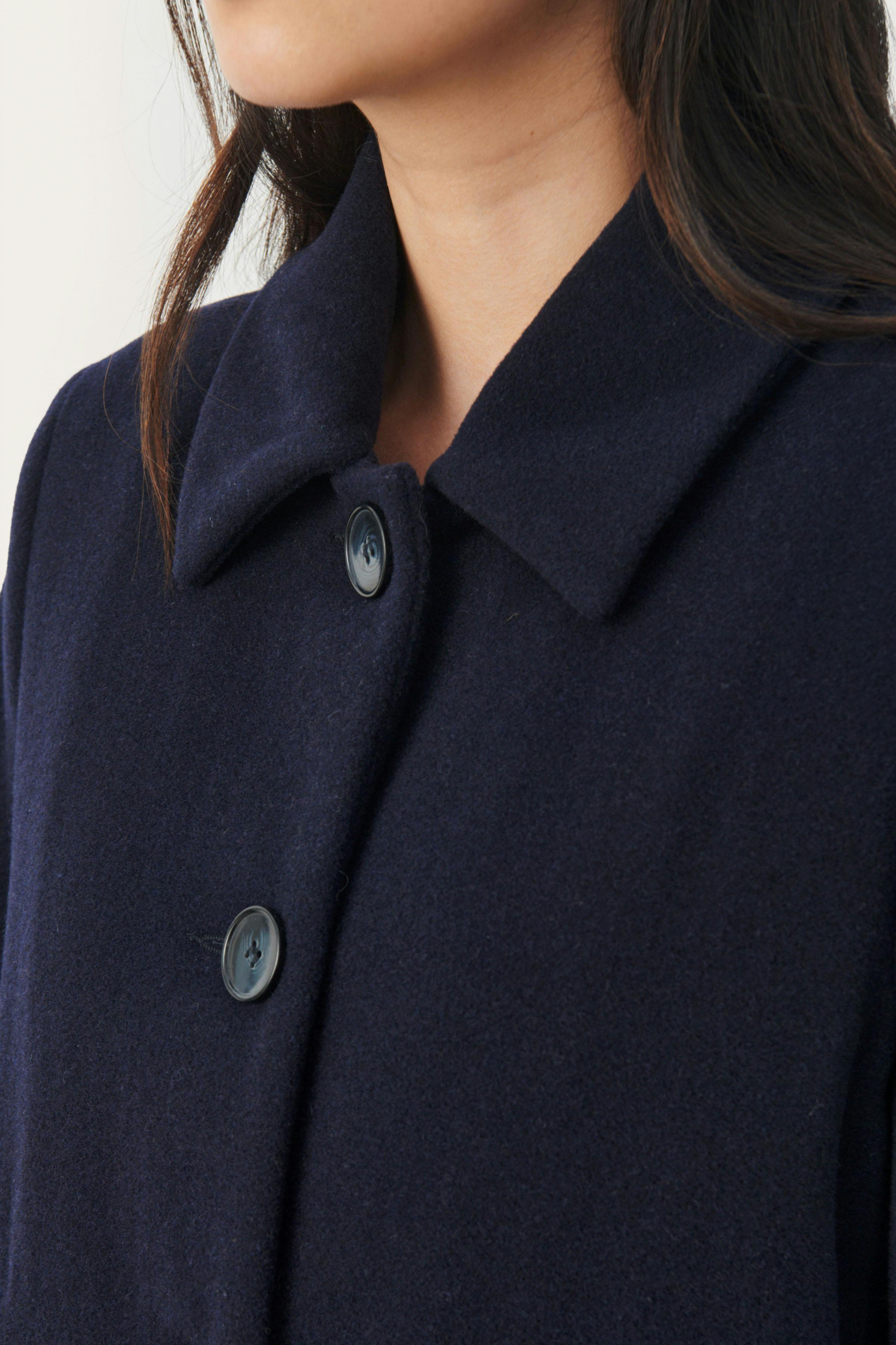 KamillasPW Coat LOOKBOOK DETAIL 30307775-194013