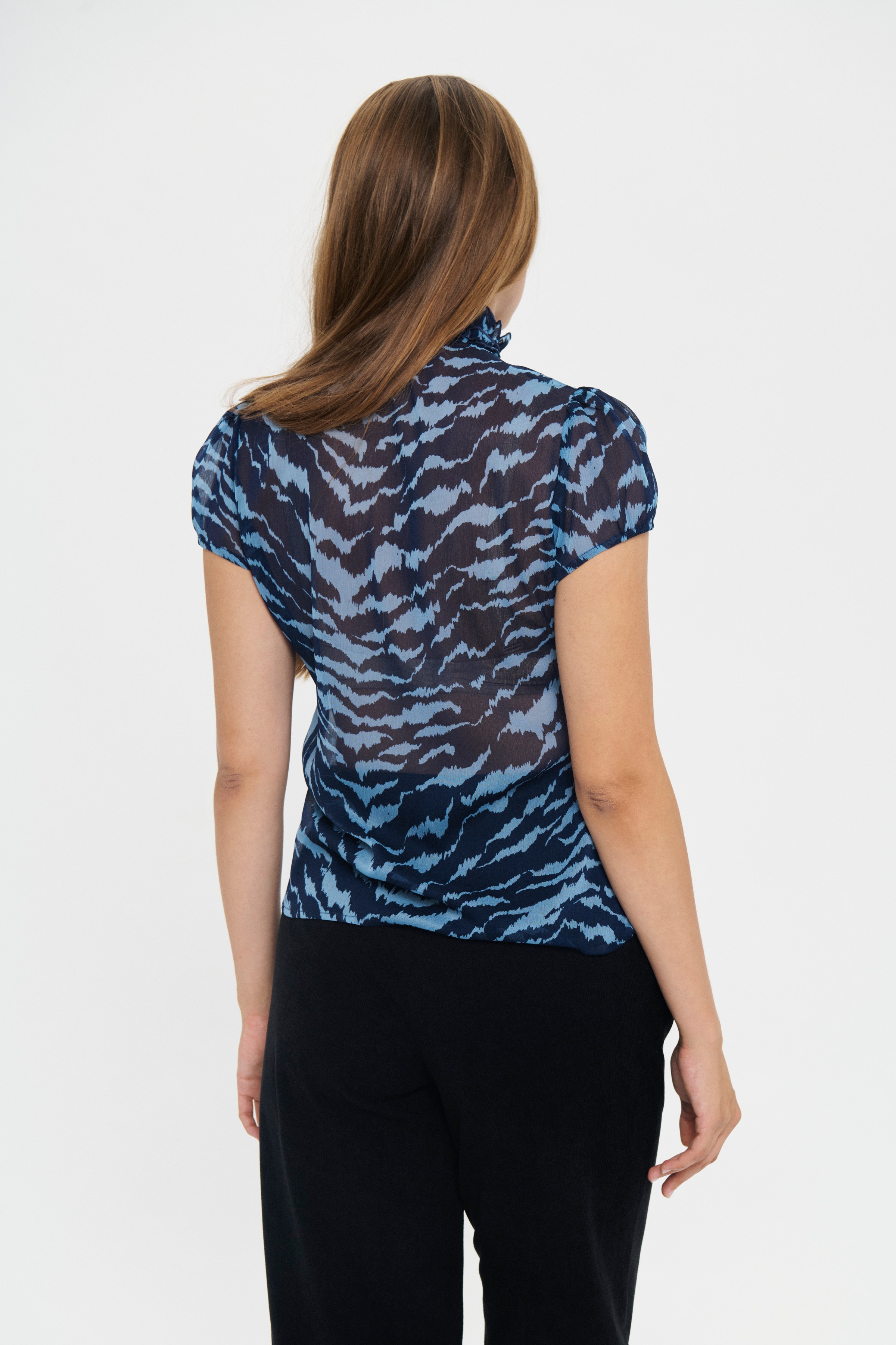 LiljaSZ Skjorta LOOKBOOK BACK 30512464-304347
