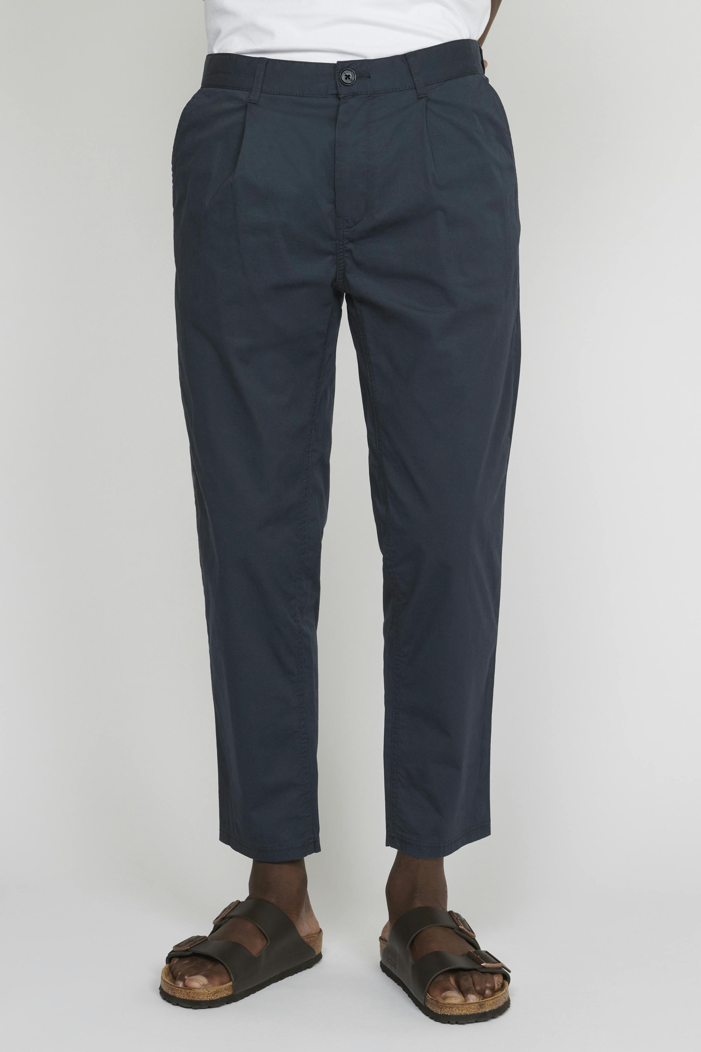 MAcolton Trousers LOOKBOOK FRONT 30206614-194011