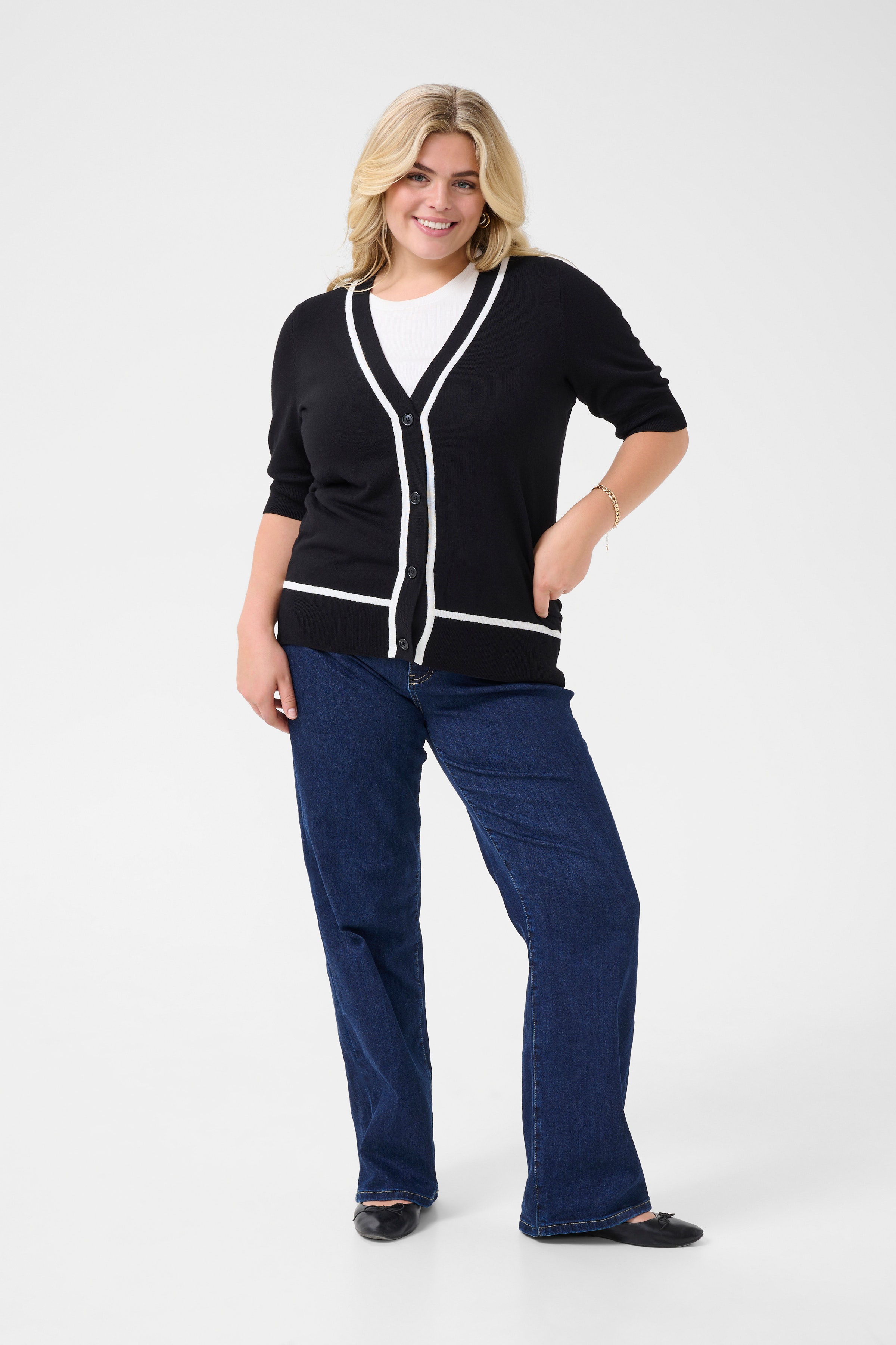 KCmallie Vest LOOKBOOK FRONT 10583454-100121