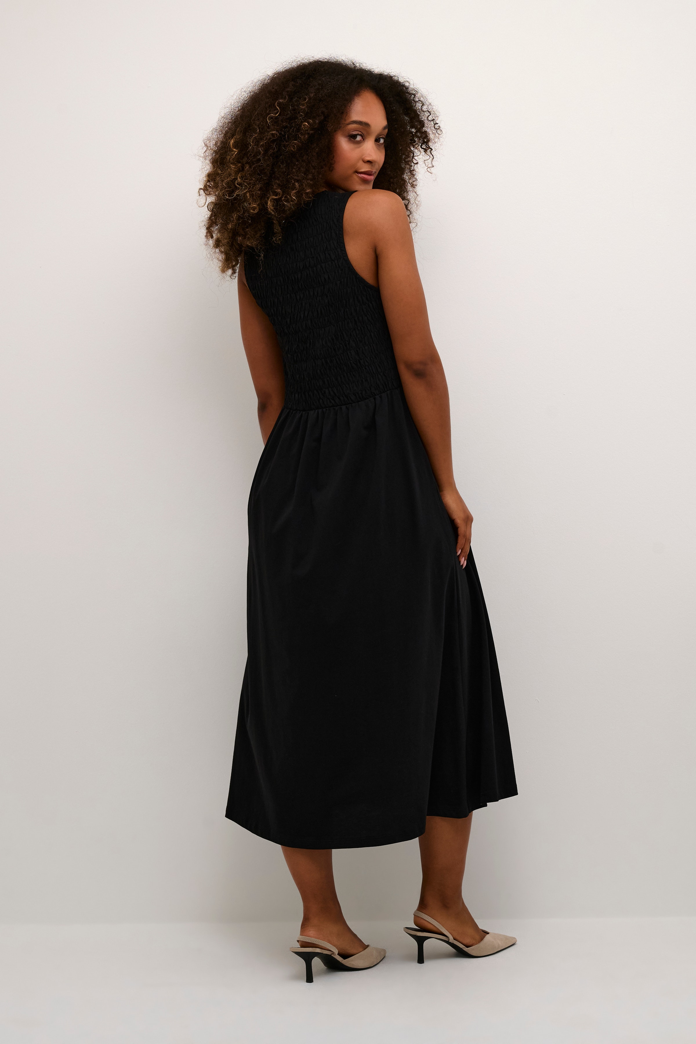 CRLula Jurk LOOKBOOK FRONT 10611440-100120