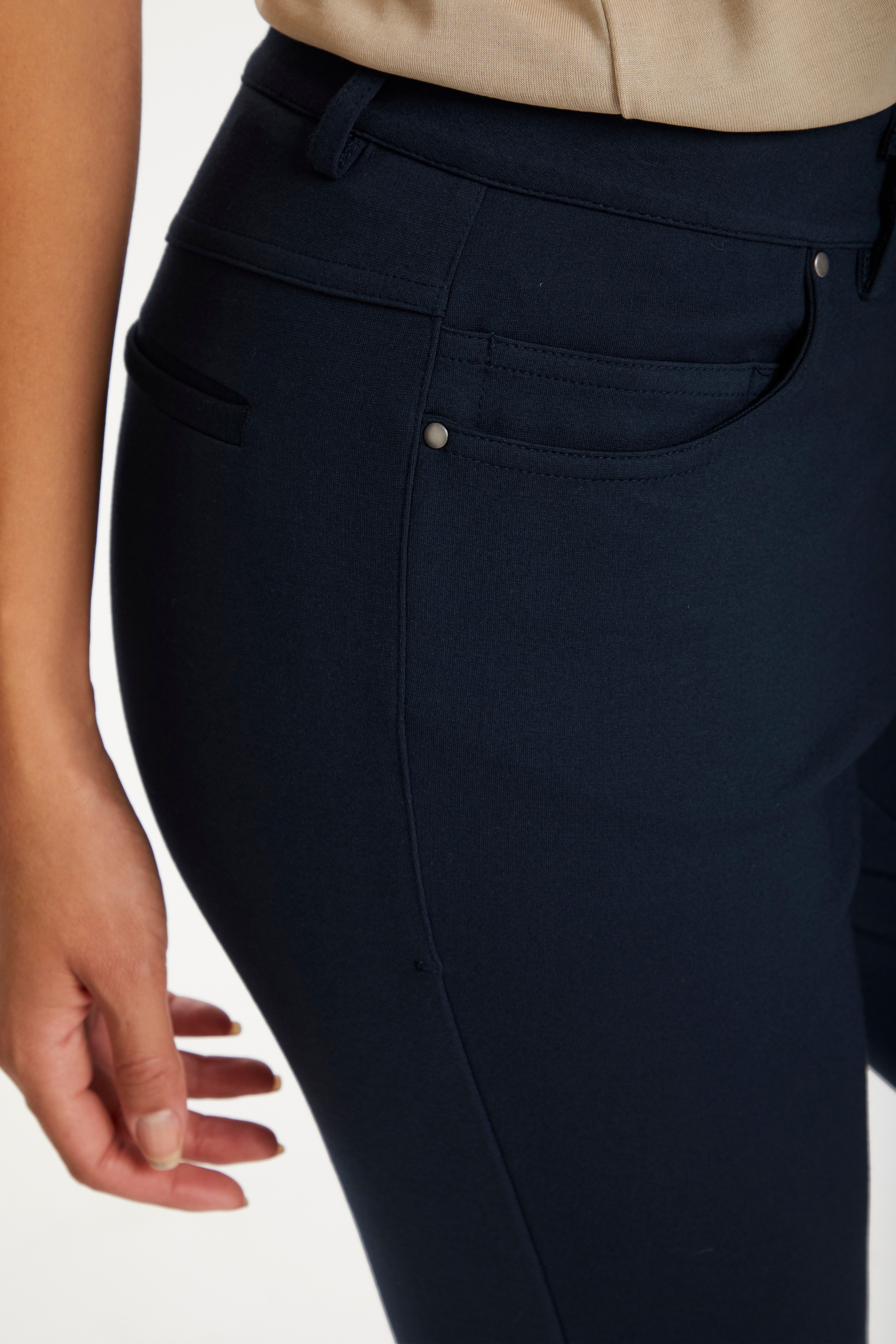 Casual Hose LOOKBOOK DETAIL 20608119-194010