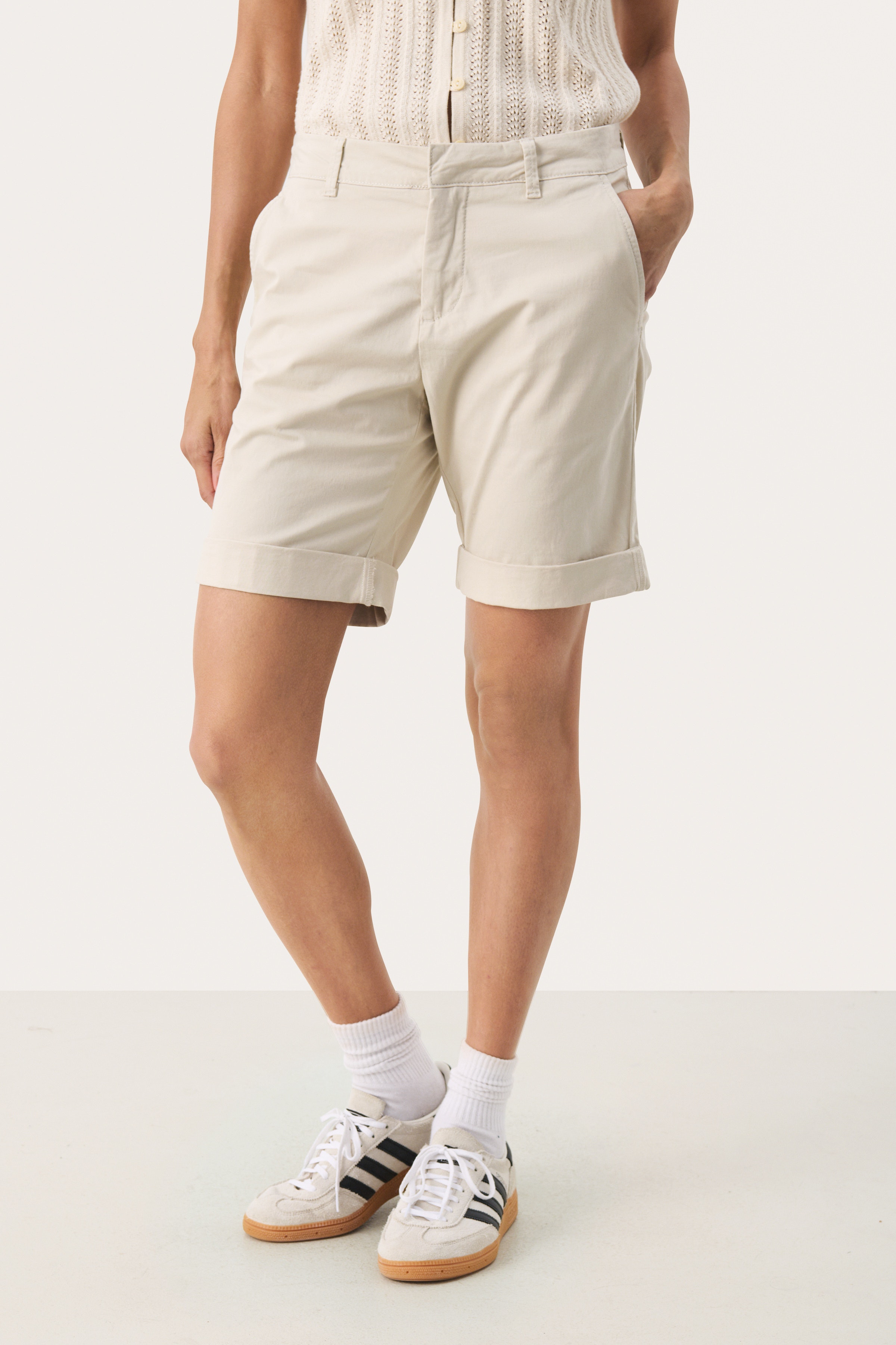 HanijanPW Shorts LOOKBOOK FRONT 30308683-130400