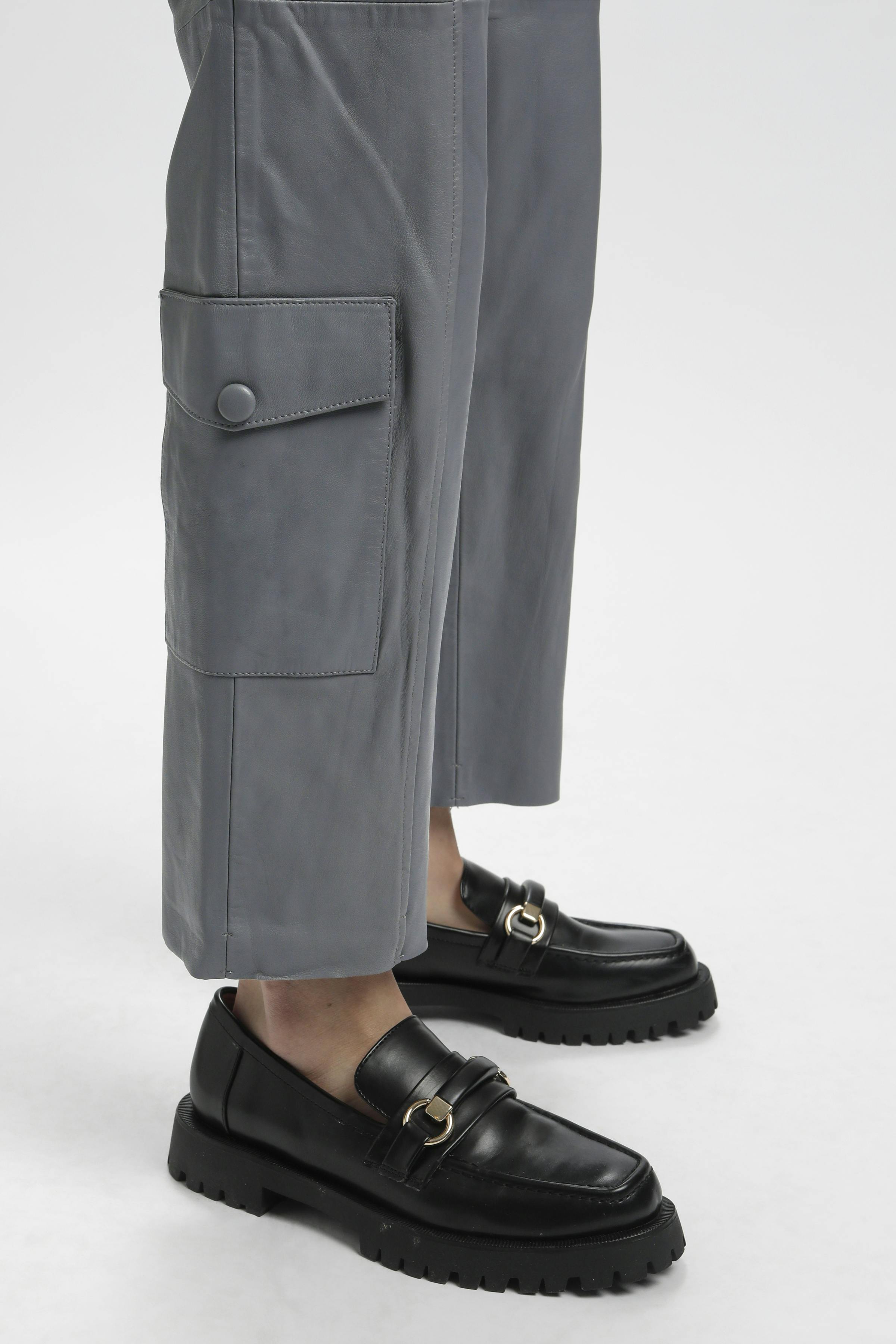 JozKB Cargo Lederhose LOOKBOOK DETAIL 10103675-180000