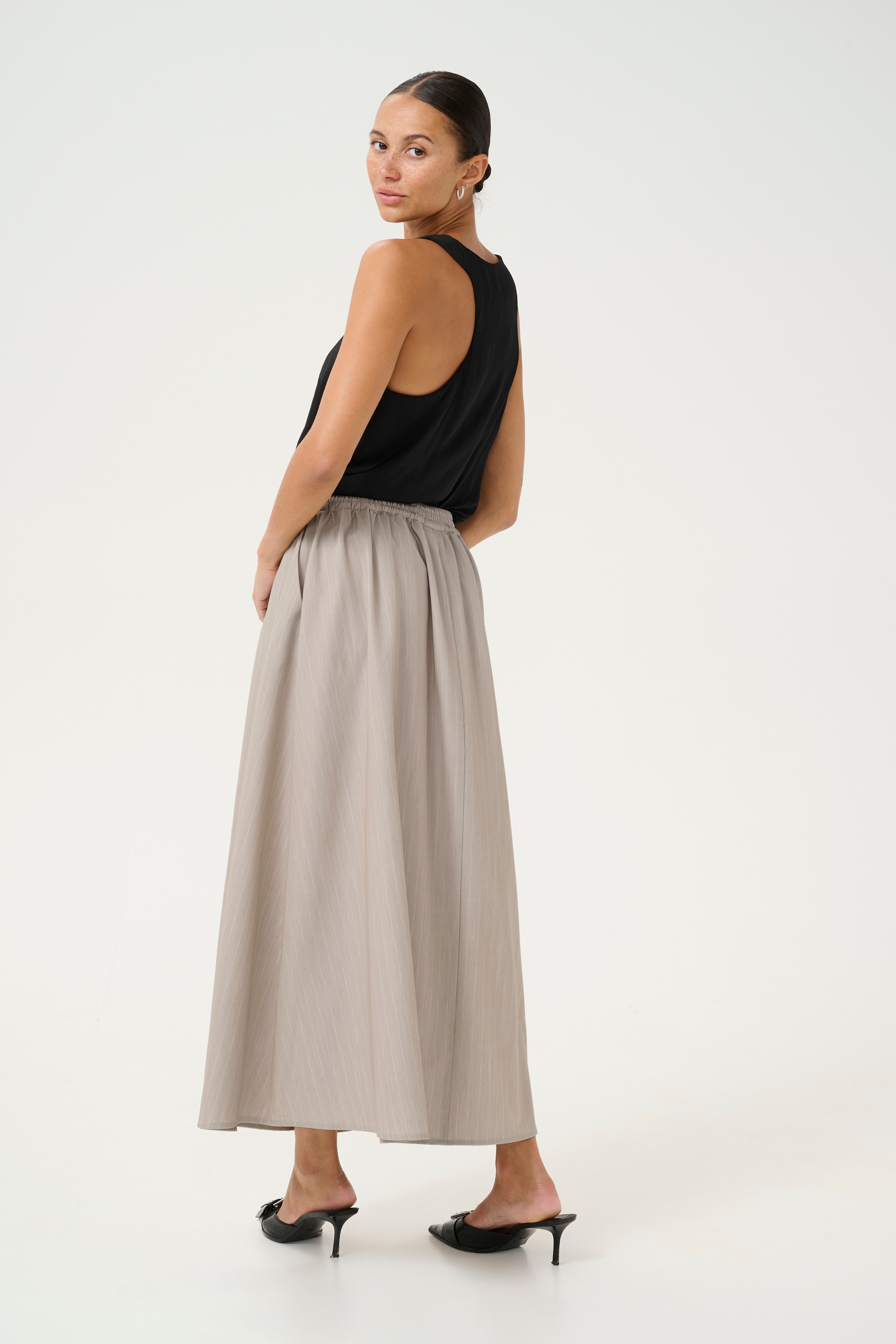 KAesther Skjørt LOOKBOOK BACK 10509644-107069