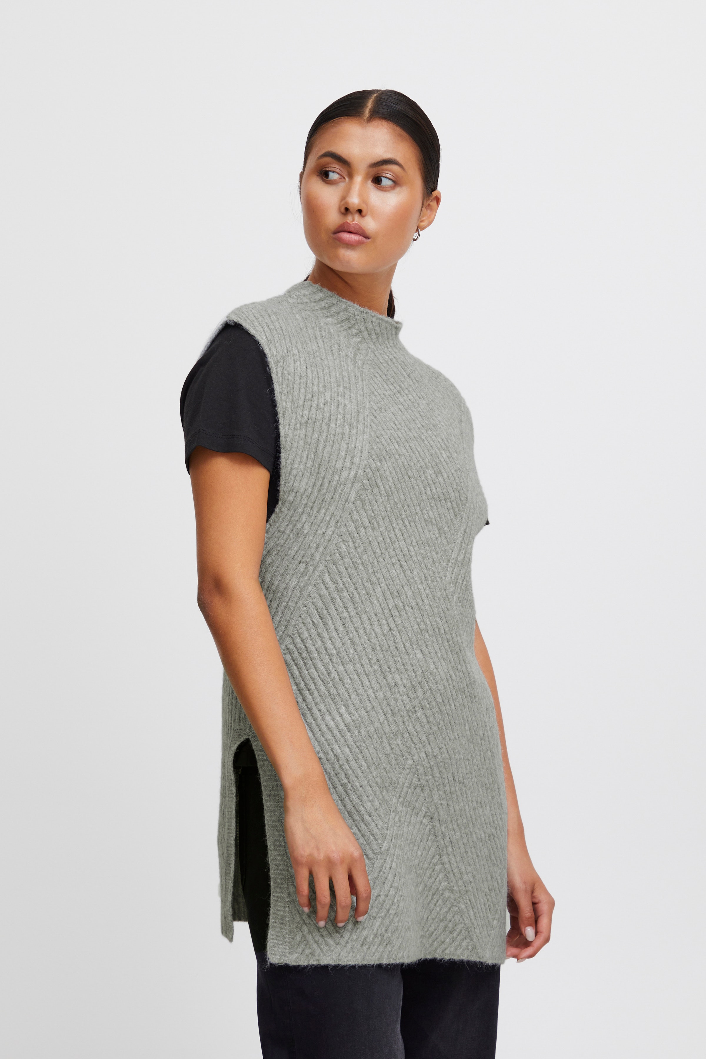 IHMYLLE Strikket vest LOOKBOOK FRONT 20119691-200318
