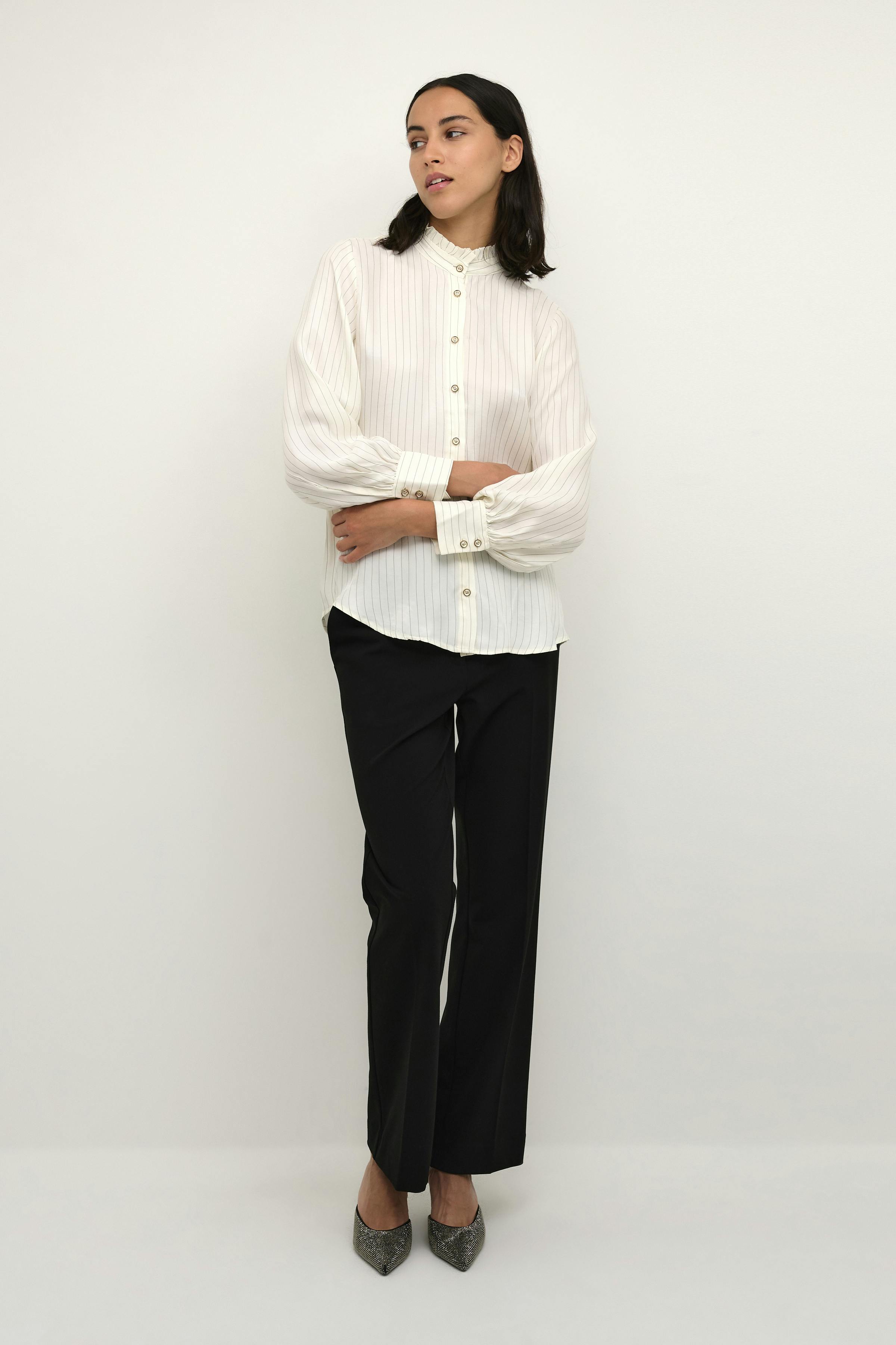 MistyKB Shirt LOOKBOOK FRONT 10103842-110103