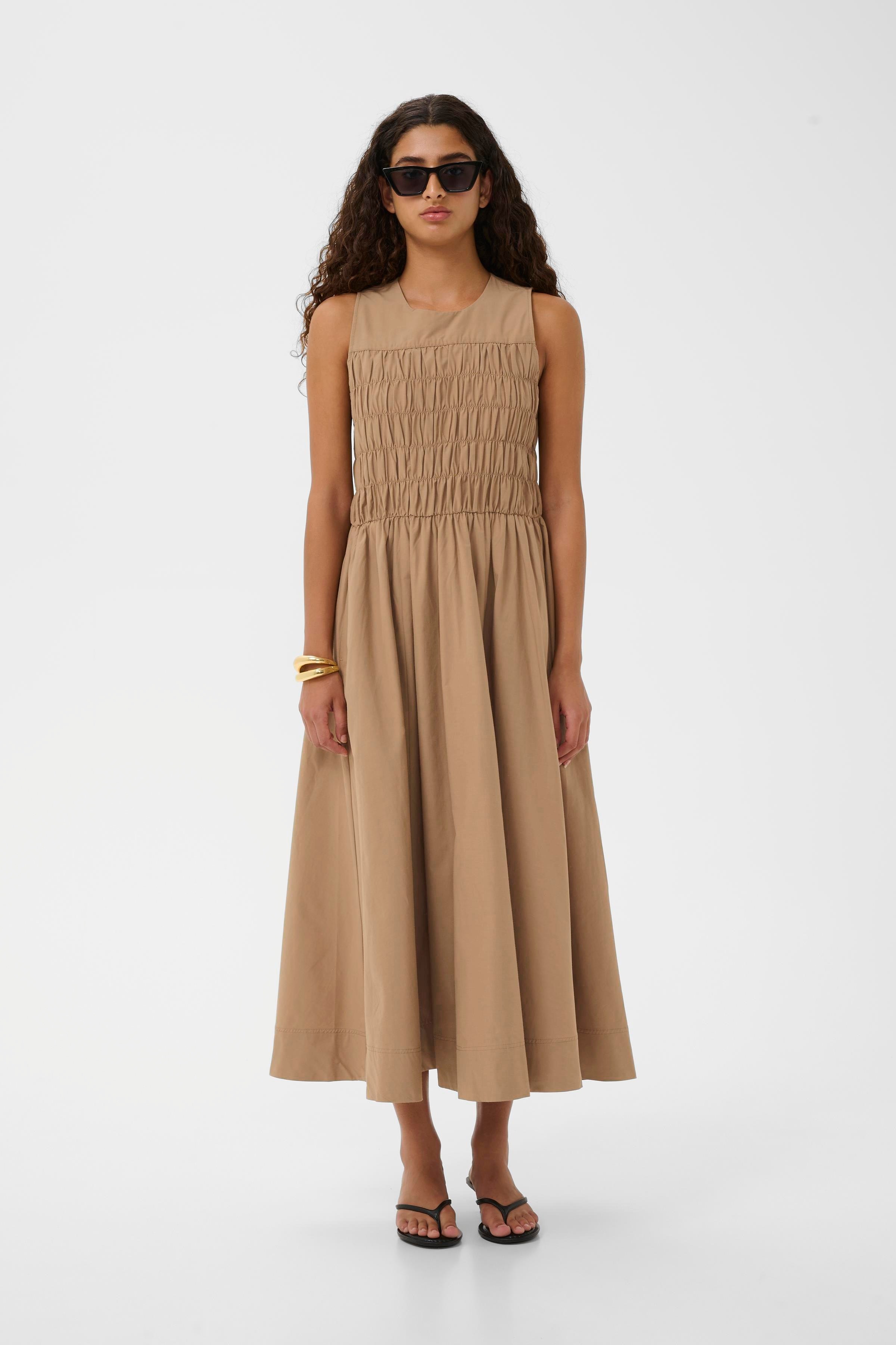 YachiIW Kleid LOOKBOOK FRONT 30106430-171319