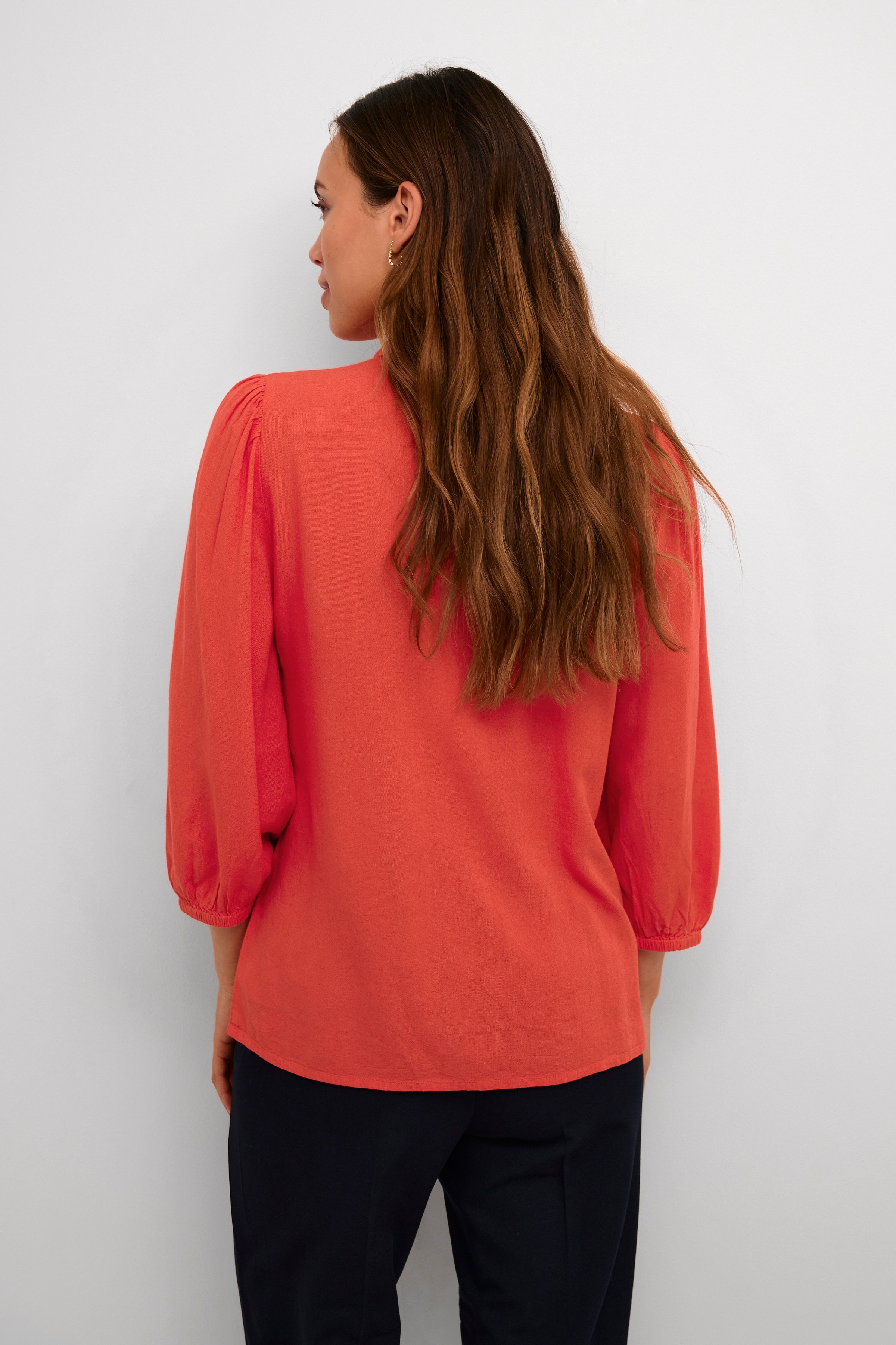 KAmilia Shirt LOOKBOOK BACK 10508361-181651