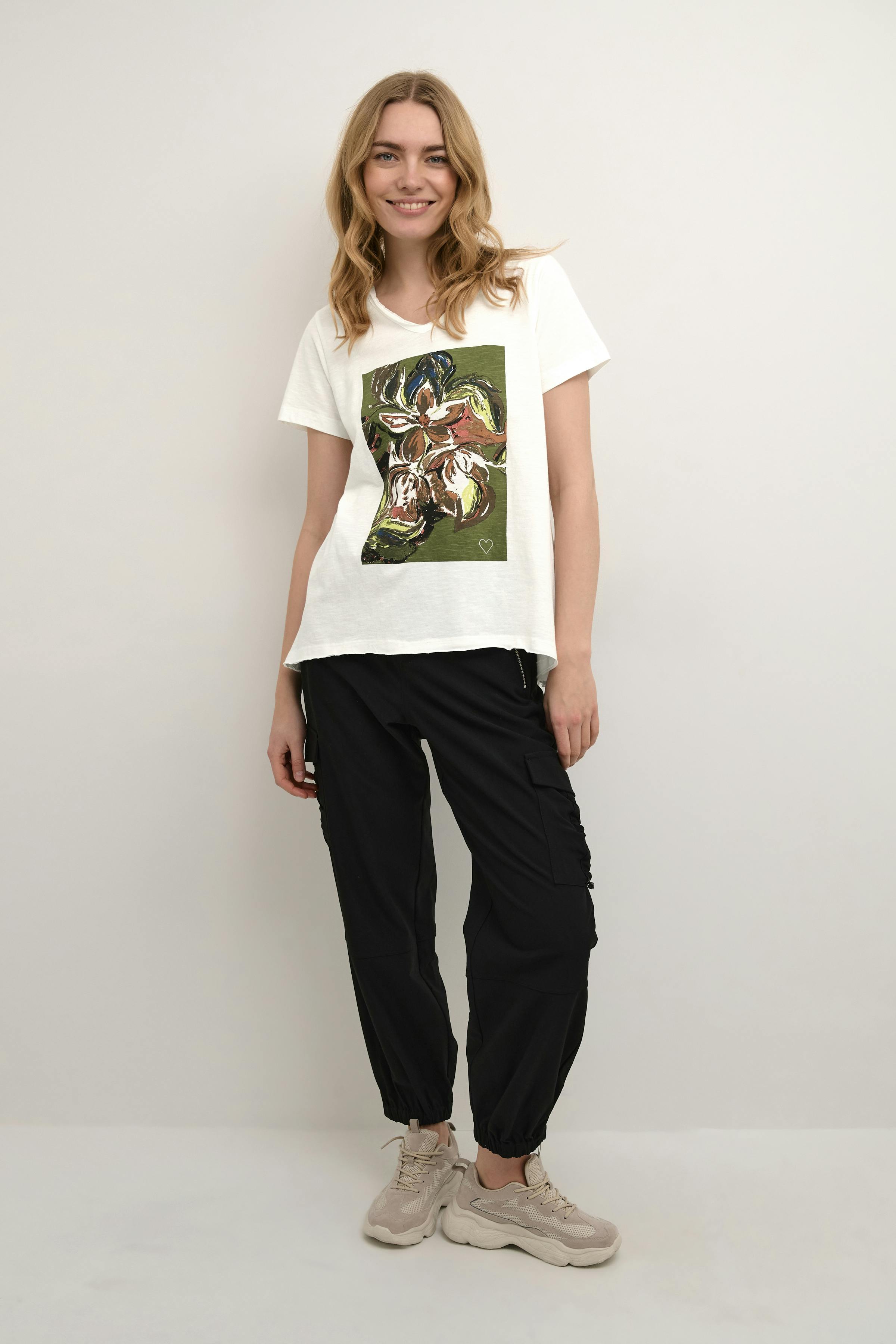 CRMody T-shirt LOOKBOOK FRONT 10612023-105061